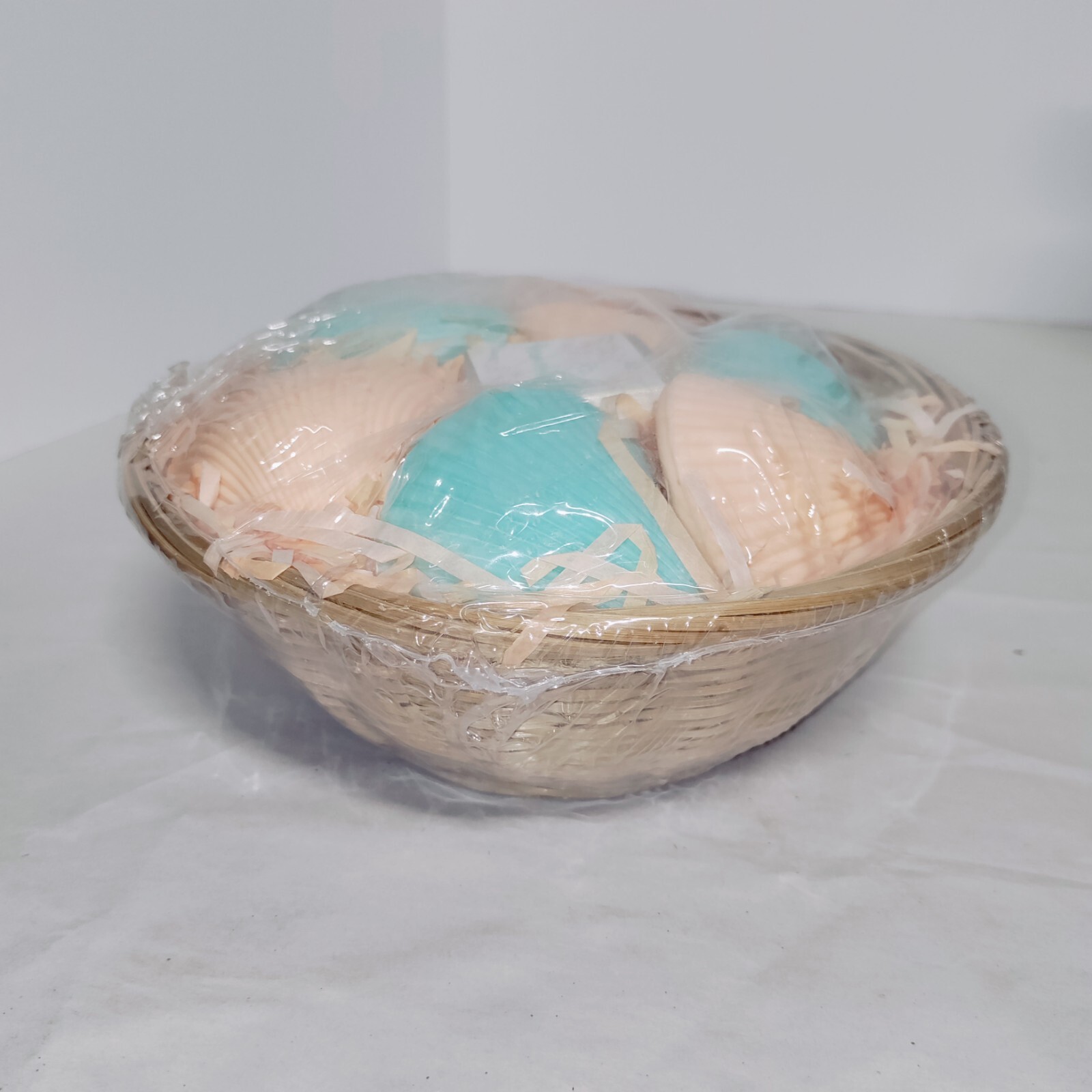 Vtg New Gift Basket 6-Coral & Aqua Seashell Soap & Vermont Fresh BathCube Canada