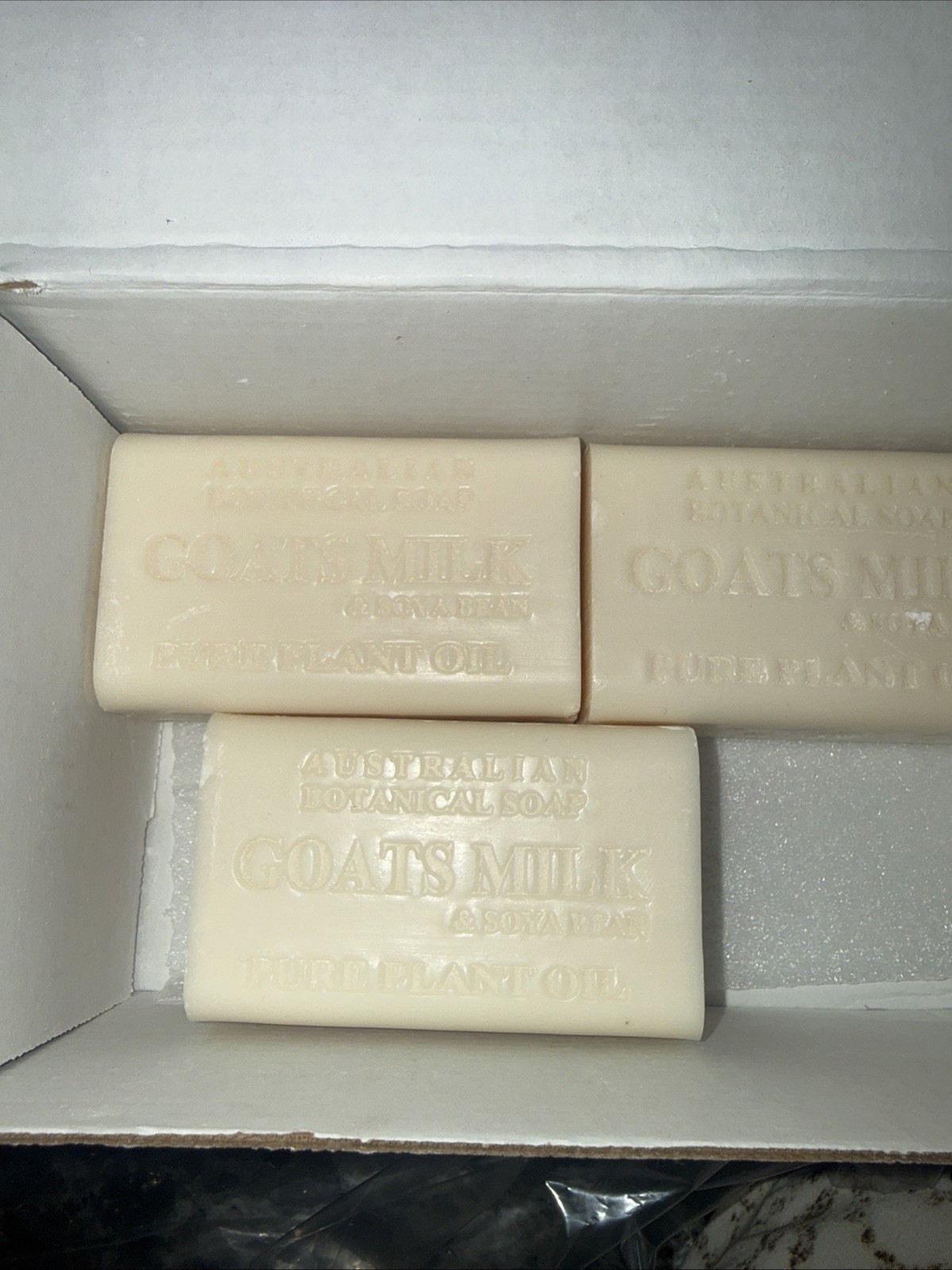 AUSTRALIAN BOTANICAL SOAP – Goats Milk with Soya Bean Oil Bar 7 Oz 3 – PCS