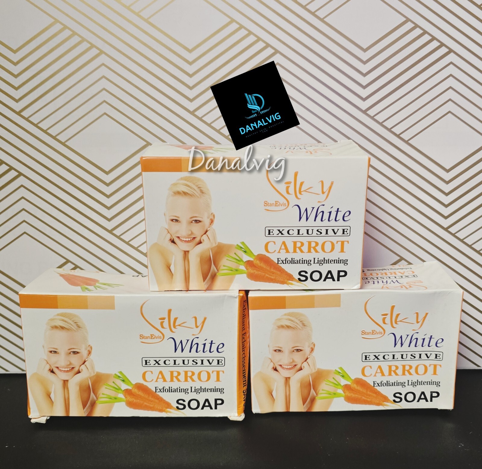 3X Silky White Exclusive CARROT Exfoliating Lightening Soap 200g (each)