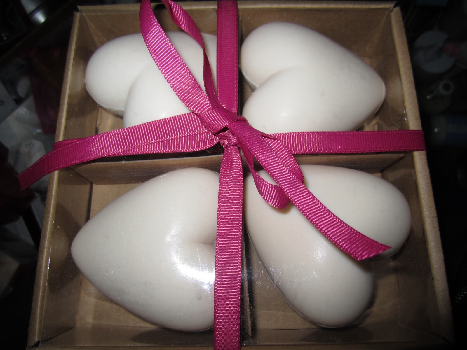 COMMONWEALTH SOAP CST HEART SHAPE ALMOND SOAP SET of 4 BARS 4.25oz EA USA MADE