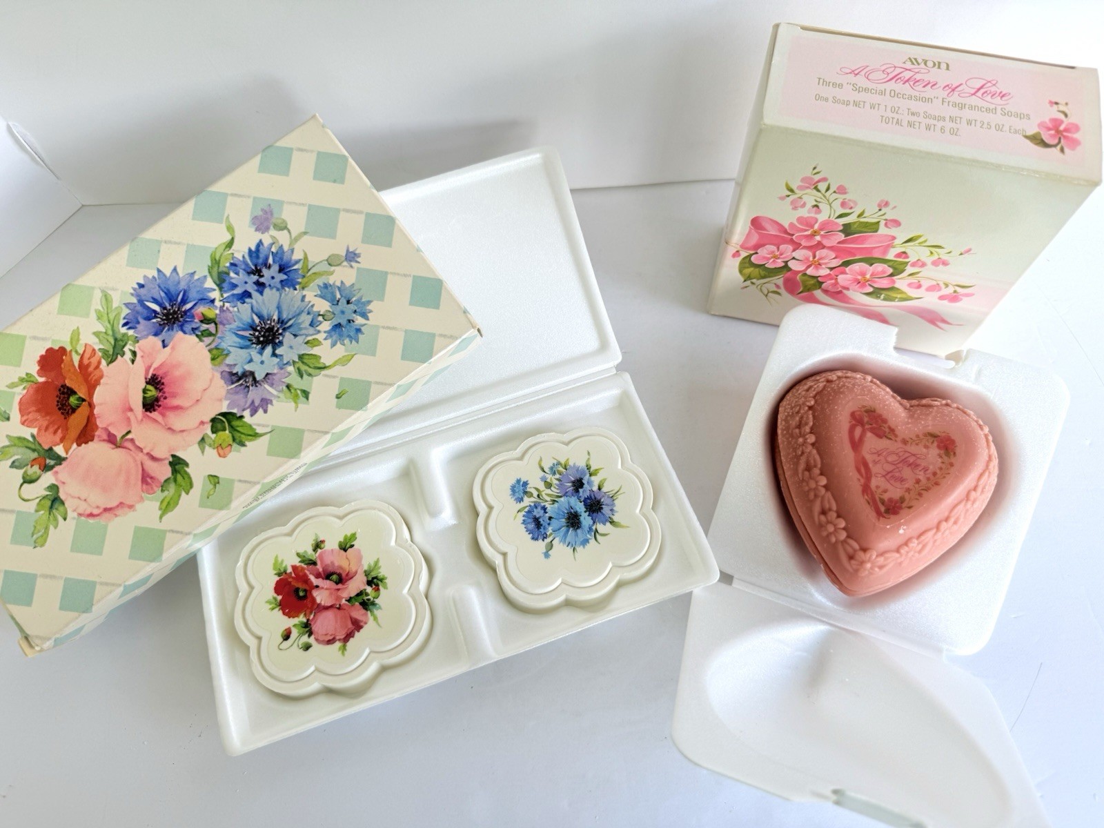 Vintage Avon Soaps Lot – Nesting Heart love Soaps & 2 Garden Floral Soaps – NEW