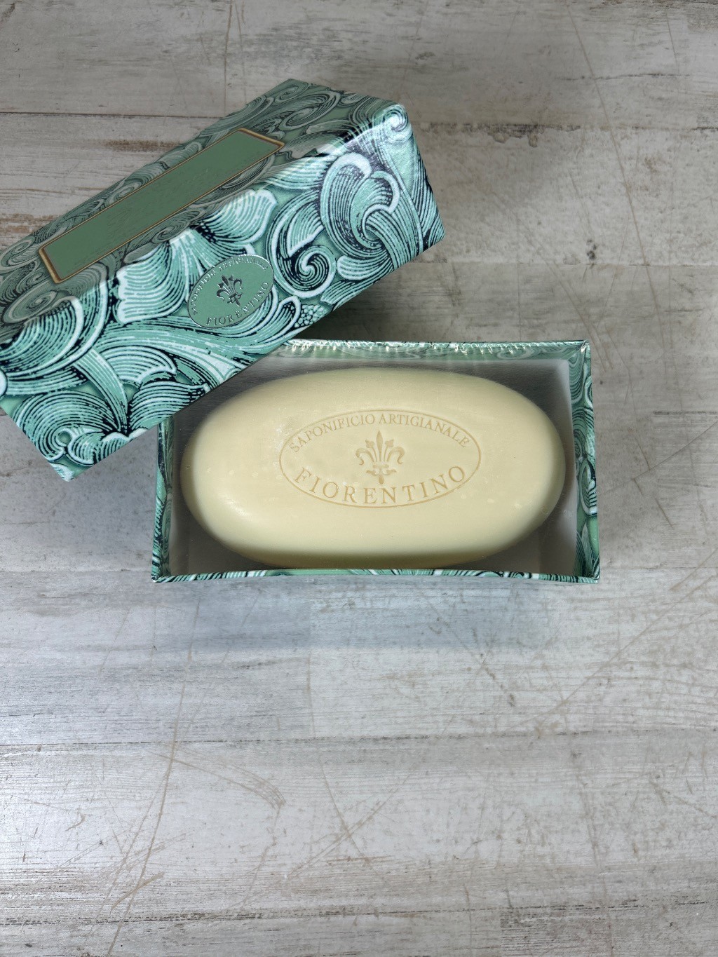 Vintage Saponificio Artigianale Fiorentino Gardenia Scented Soap Bar 300g Italy