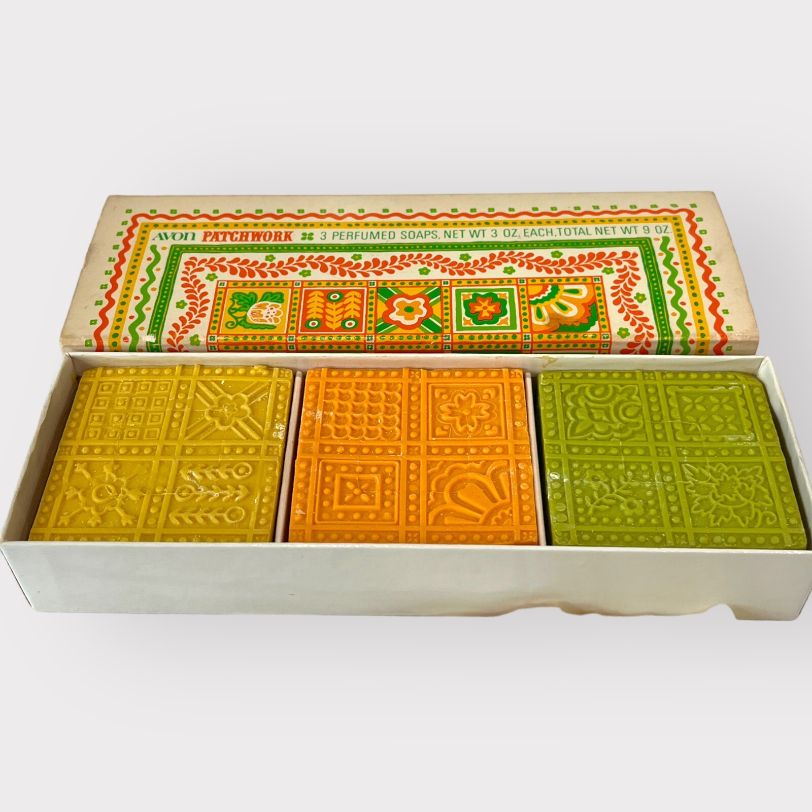 Vintage Avon Patchwork Perfumed Soap 3 3 oz Bars Set Yellow Orange Green Prop