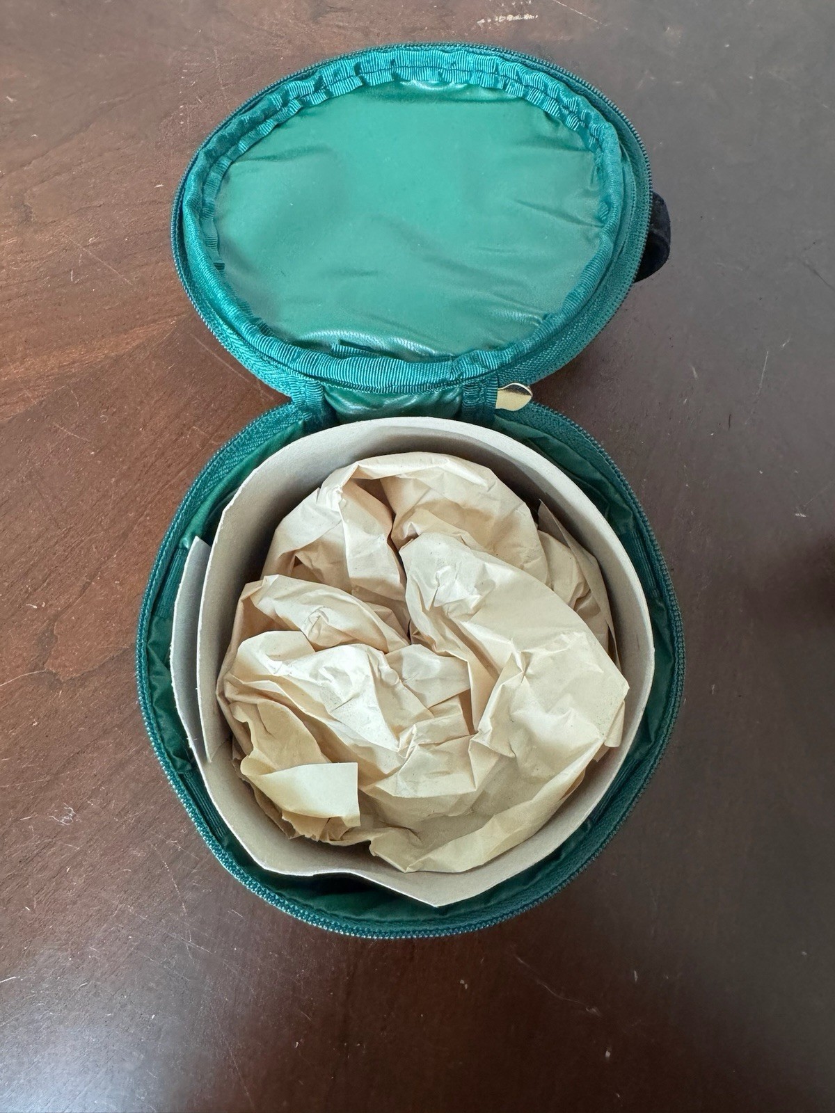 VTG Tiffany & Co. Trueste Silkening Body Voile Lotion & Green Case 80% Full