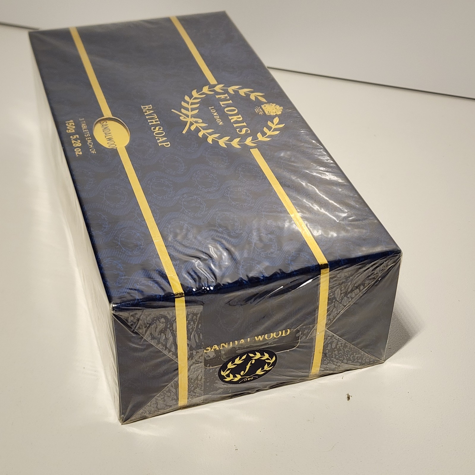 Floris London Sandalwood Toilet Soap – Set of 3 (150g Each) – Boxed – Vintage