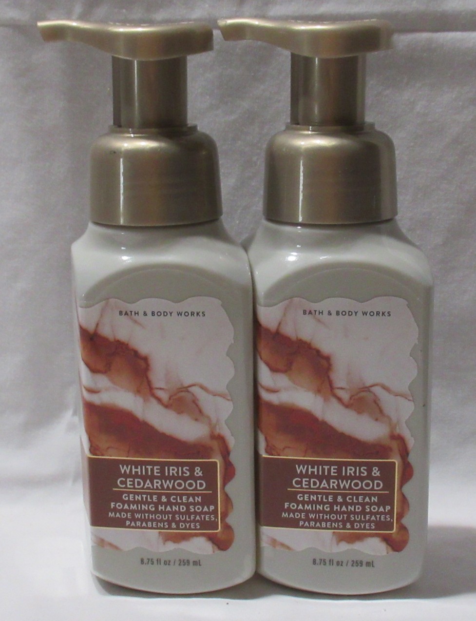 Bath & Body Works Gentle & Clean Foaming Hand Soap Lot 2 WHITE IRIS & CEDARWOOD