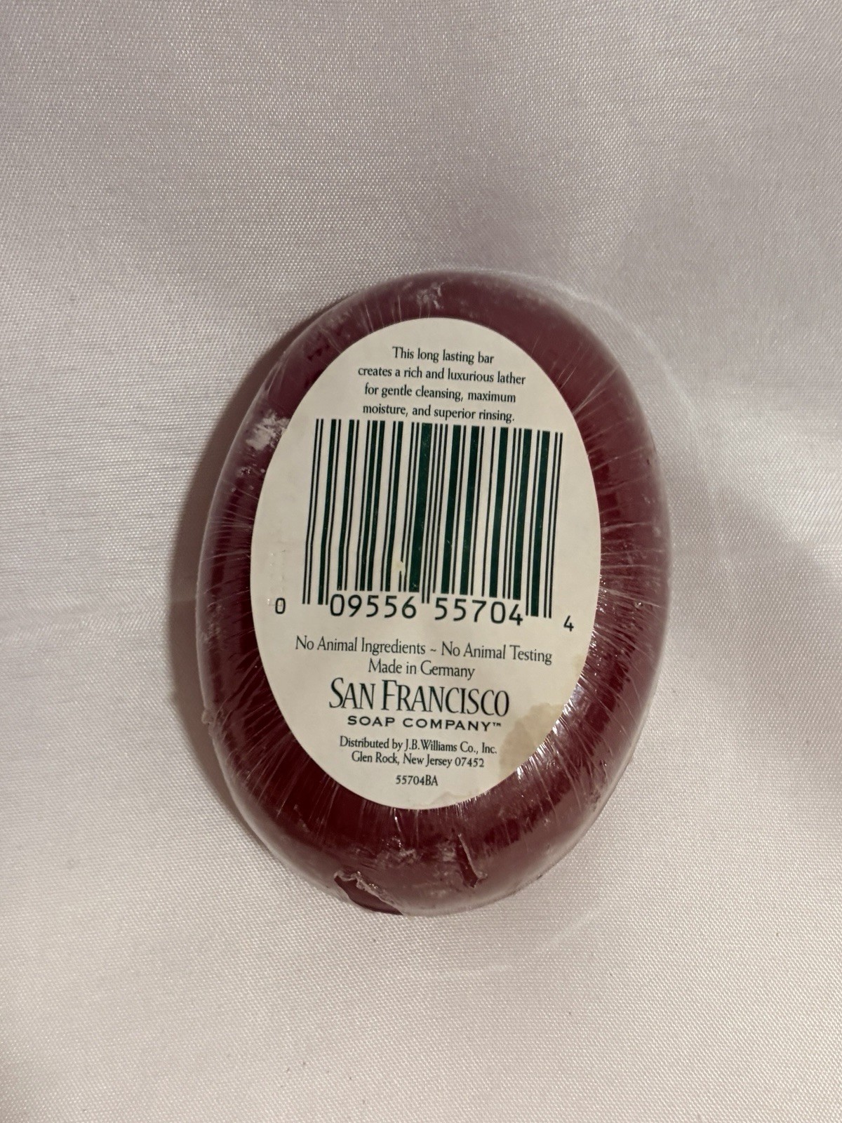 VTG San Francisco Soap Co Glycerin 4.2 oz Fruit Temptations Red Raspberry Bar
