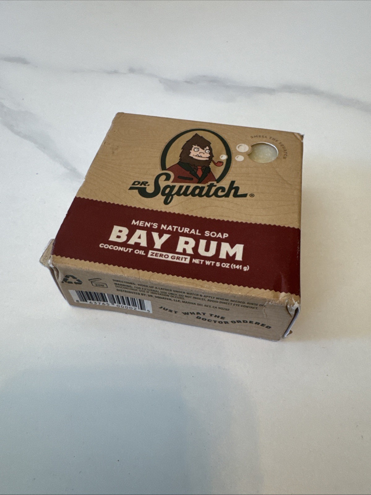 Dr. Squatch Bay Rum Men’s Natural Soap Zero Grit 5oz./141g Coconut Oil. Tropical
