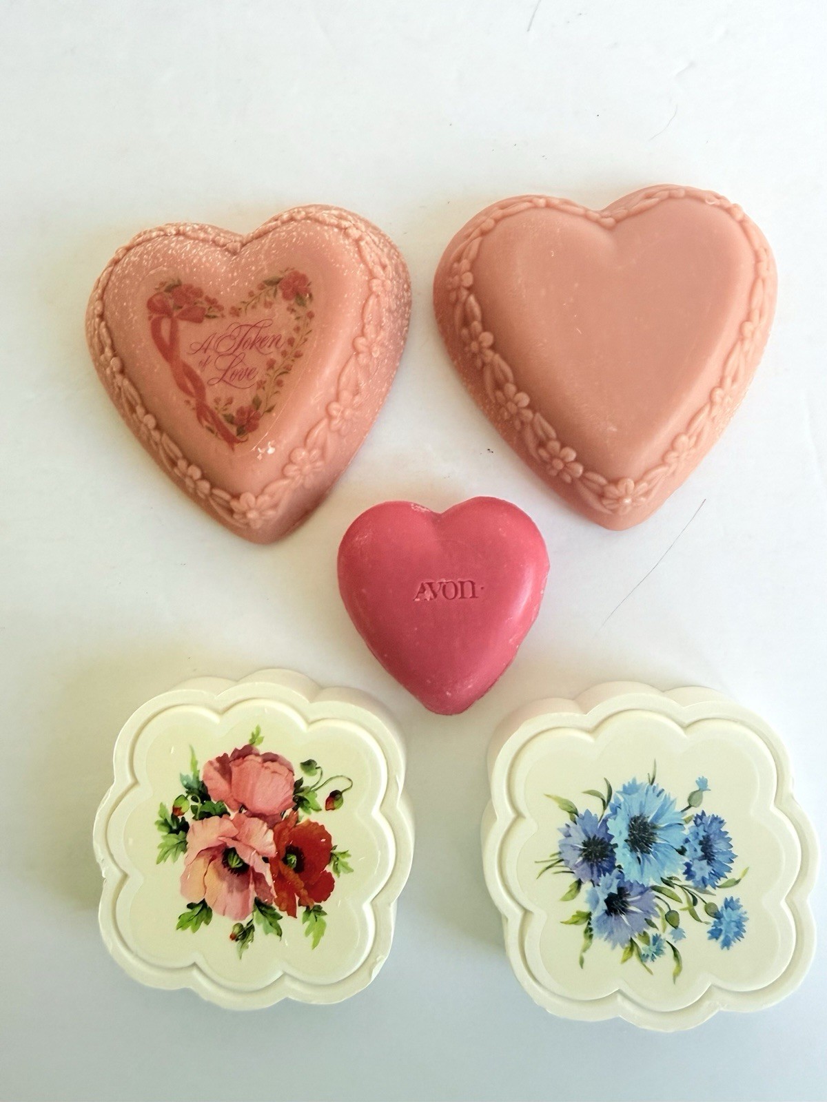 Vintage Avon Soaps Lot – Nesting Heart love Soaps & 2 Garden Floral Soaps – NEW