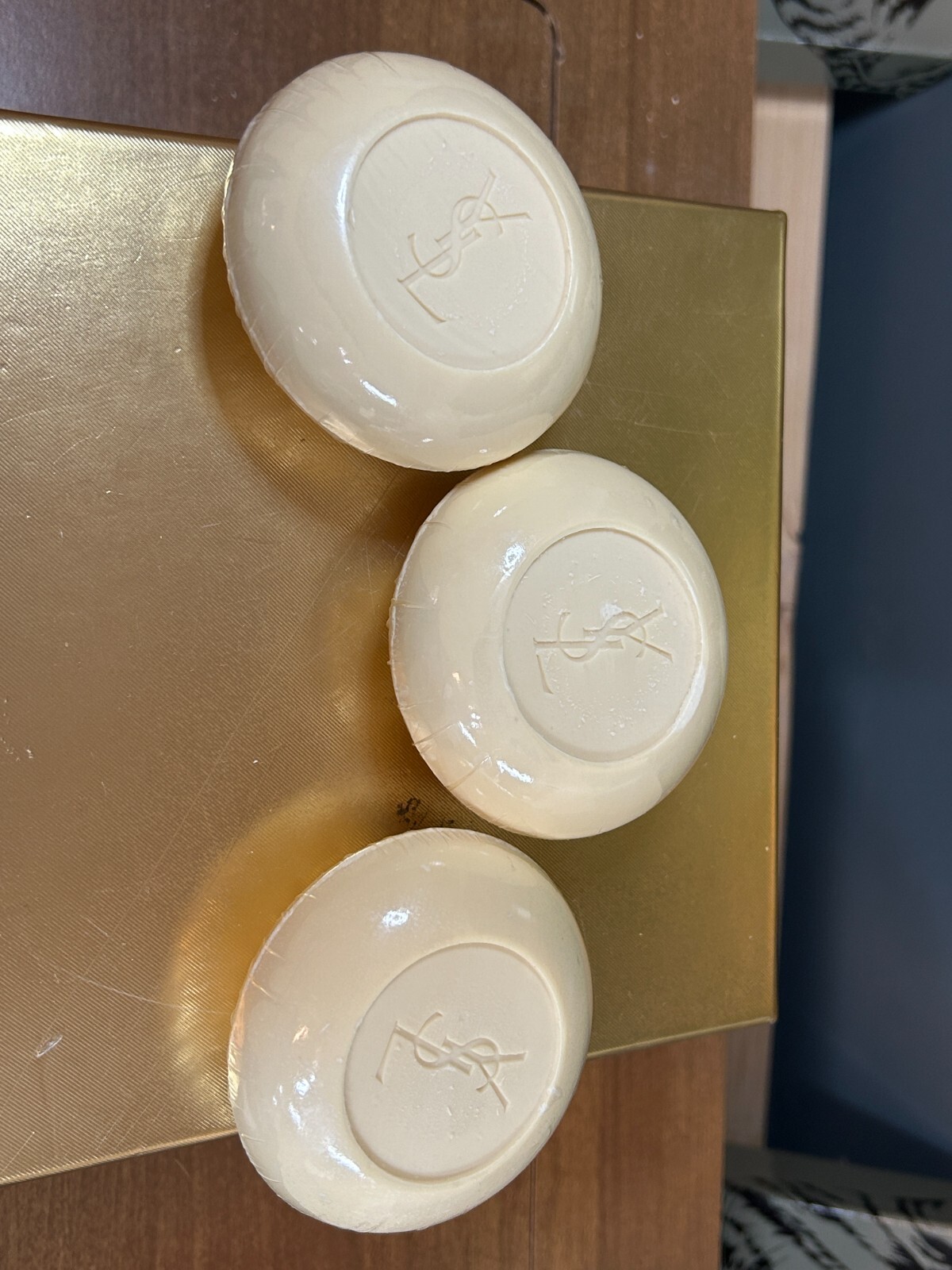 YVES SAINT LAURENT RIVE GAUCHE 4OZ X3 VINTAGE SOAPS (NEW WITH BOX)