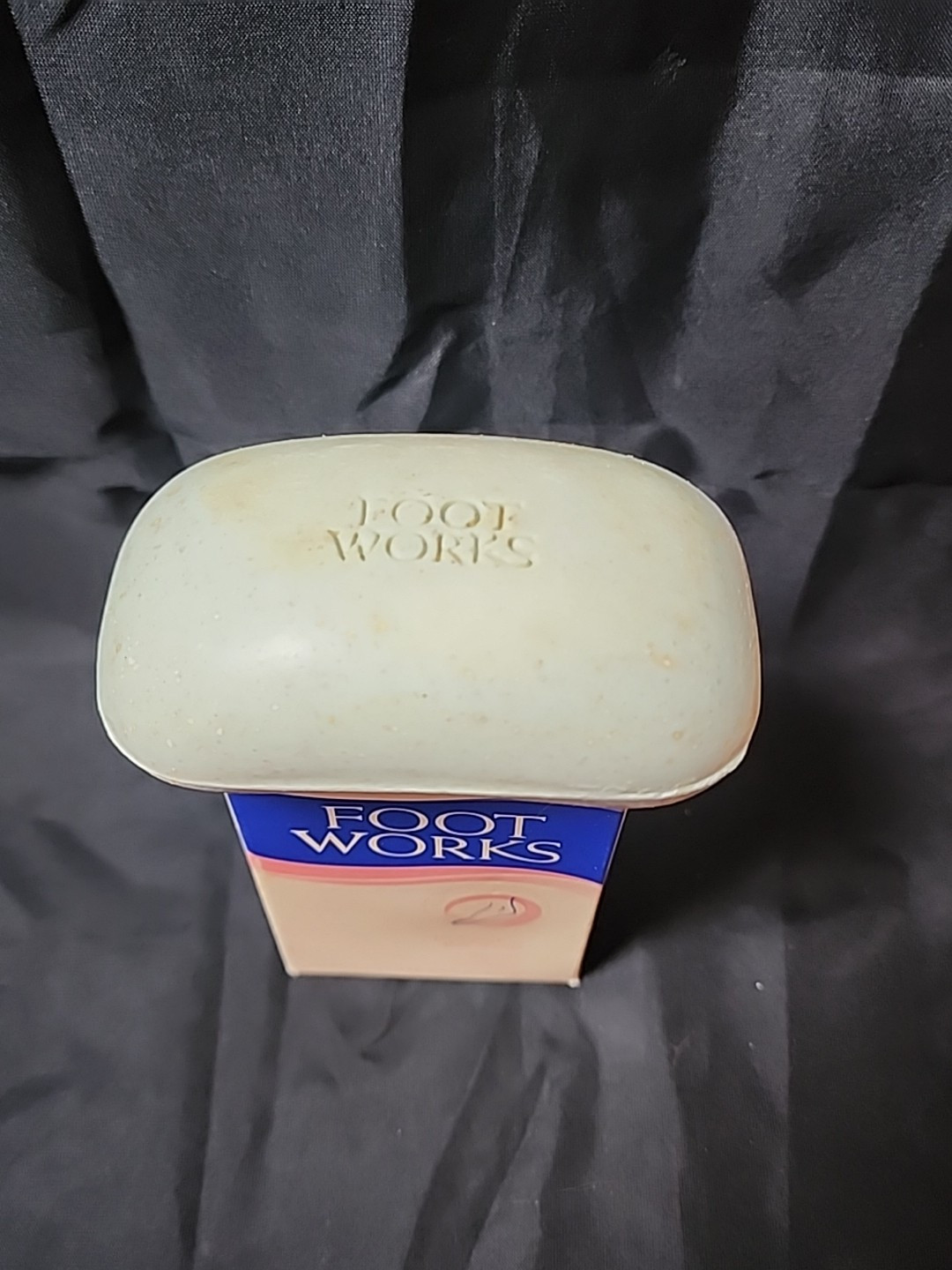 Avon Foot Works Exfoliating Bar Soap Full Size 4.2 oz – New in Box Upsta9