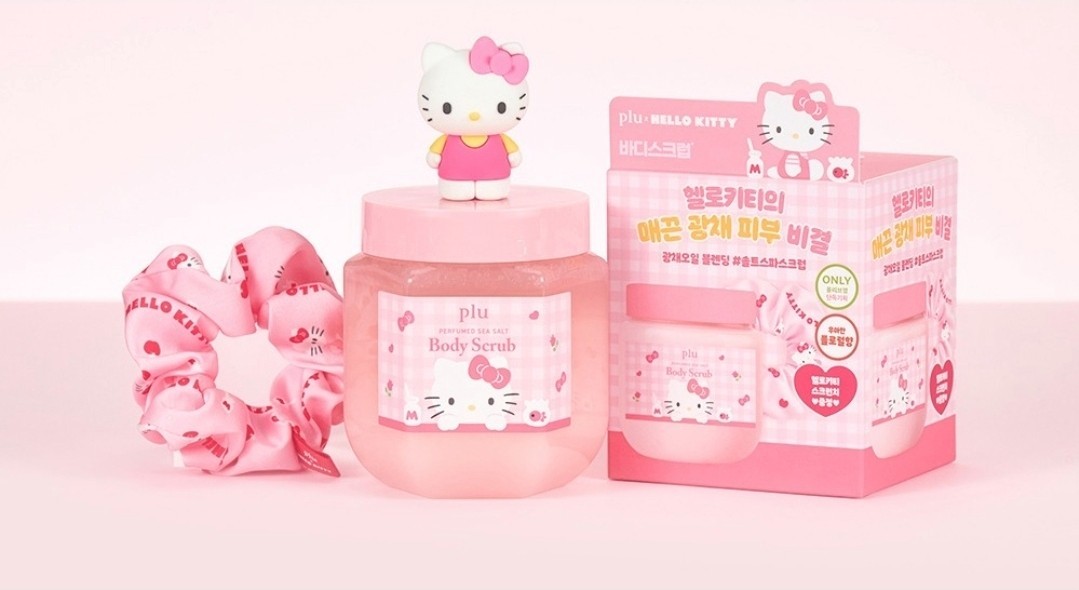 PLU x Hello Kitty Perfumed Sea Salt Body Scrub 600g Limited Edition Sanrio Korea