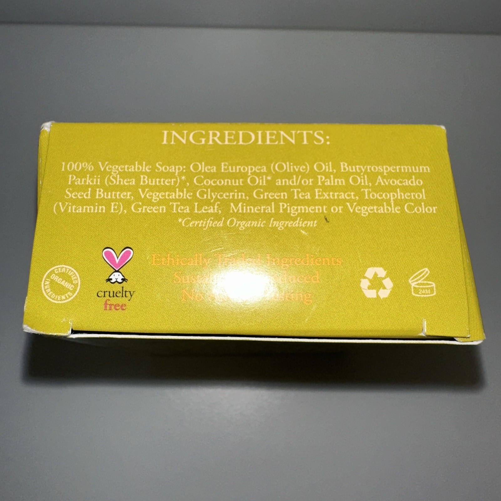 NUBIAN HERITAGE Olive & Green Tea Soap with Avocado & Green Tea Leaves 5 oz/141g