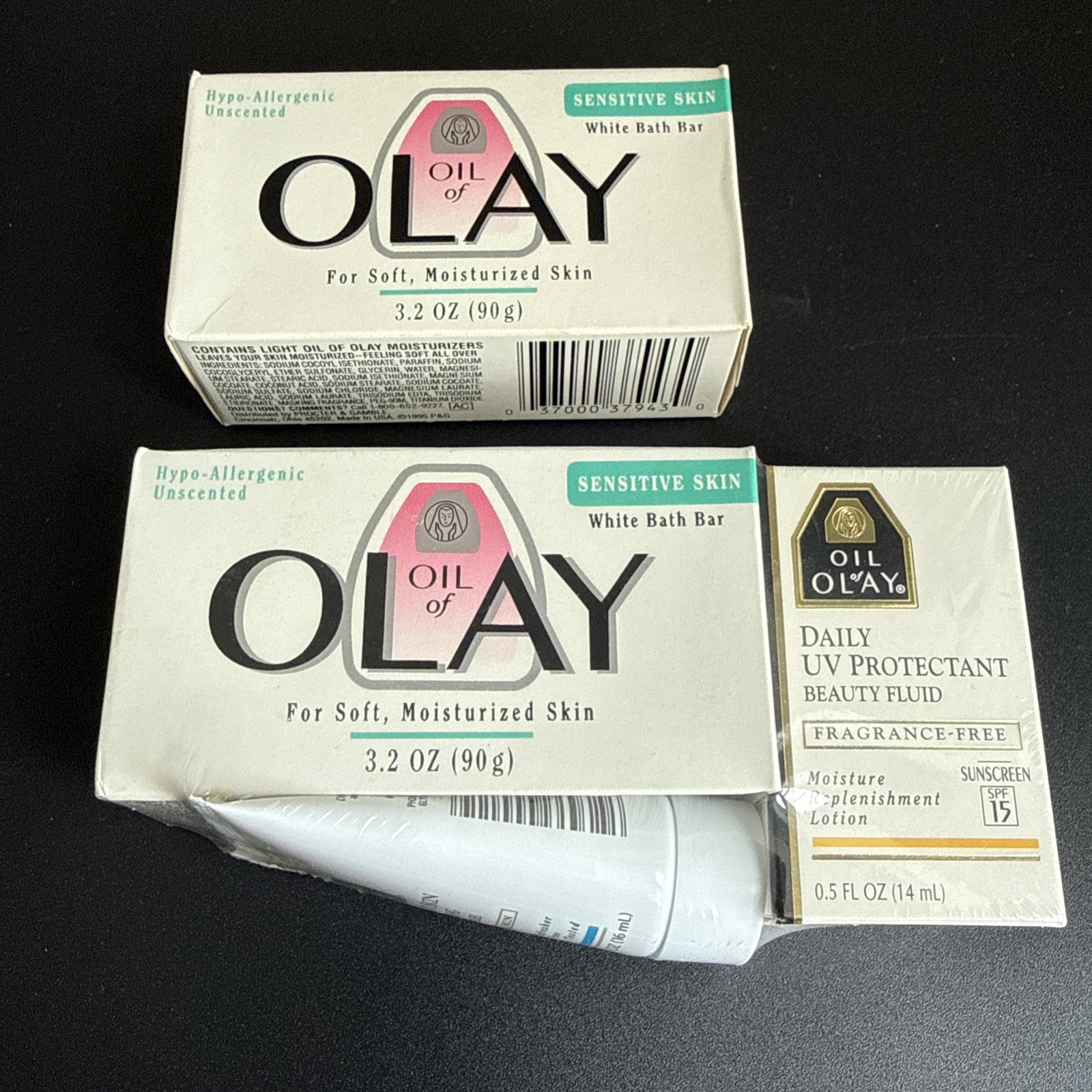 Vintage 1995 new sealed lot Of 2 Oil Of Olay Soap Bath Bar Sensitive Skin 3.2 oz