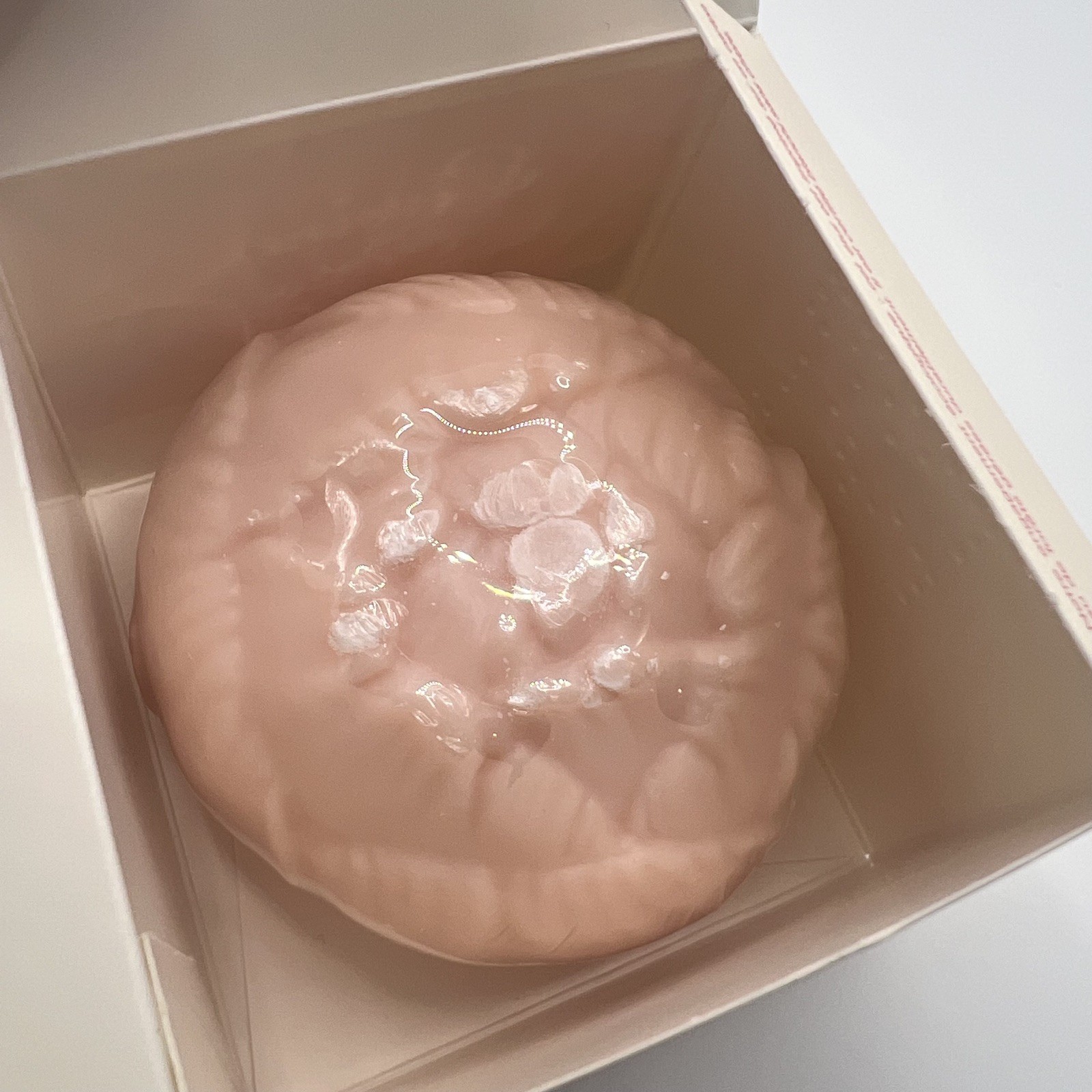 L’Occitane Pivoine Flora Petal Soap Peony 4.4 oz / 125 g NIB SEALED DISCONTINUED