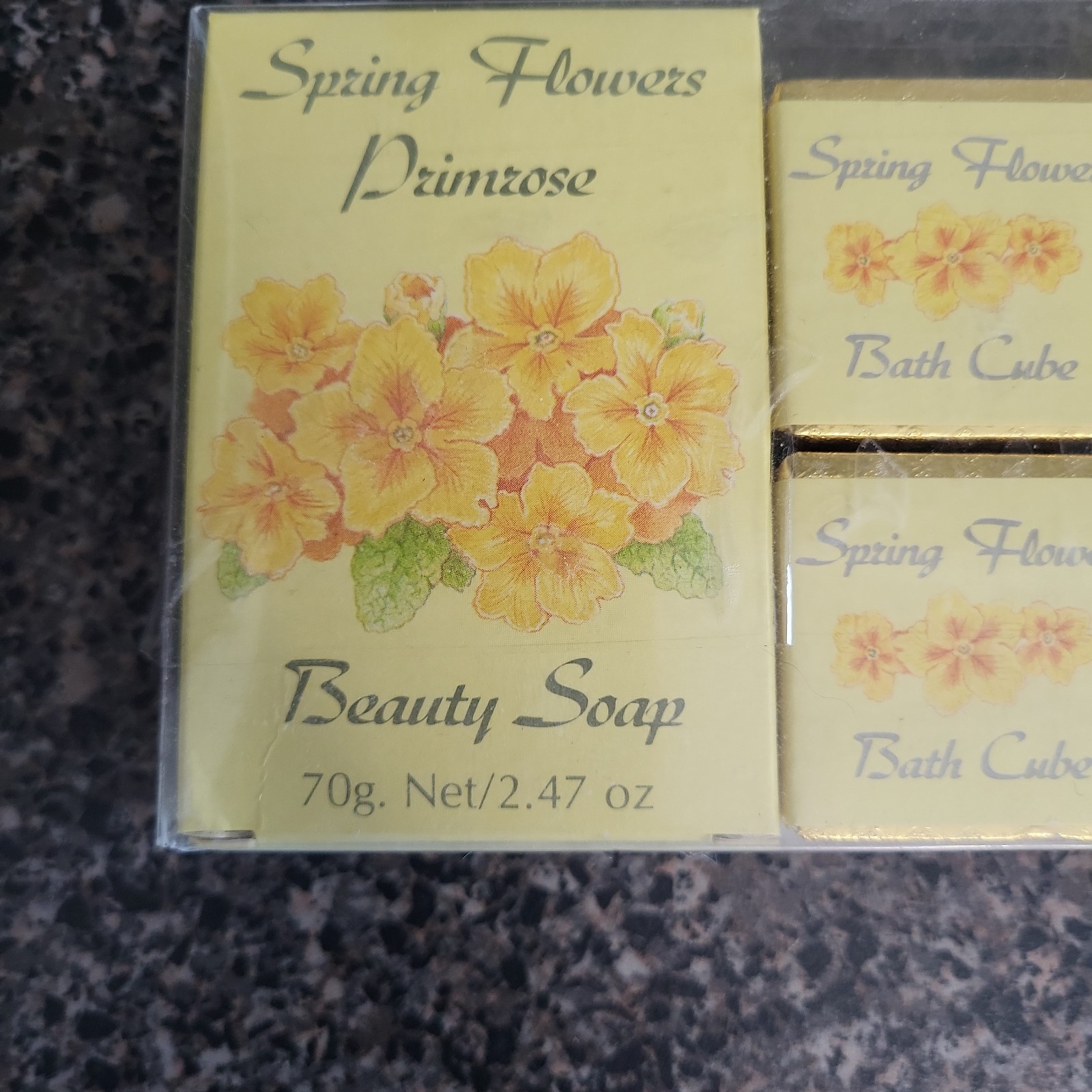 VTG Kmart Spring Flowers Primrose Beauty Soap Bath Cube Gift Set Made in England