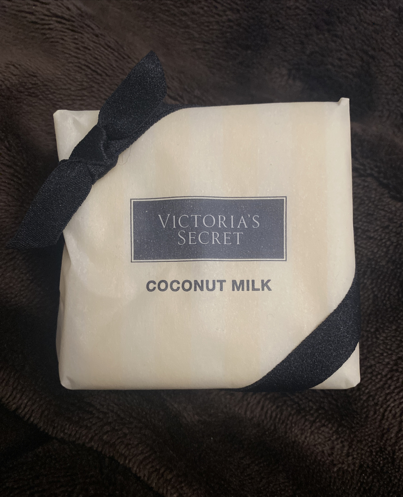 Victoria’s Secret Coconut Milk Cleansing Body Bar Soap 3.9 Oz NEW