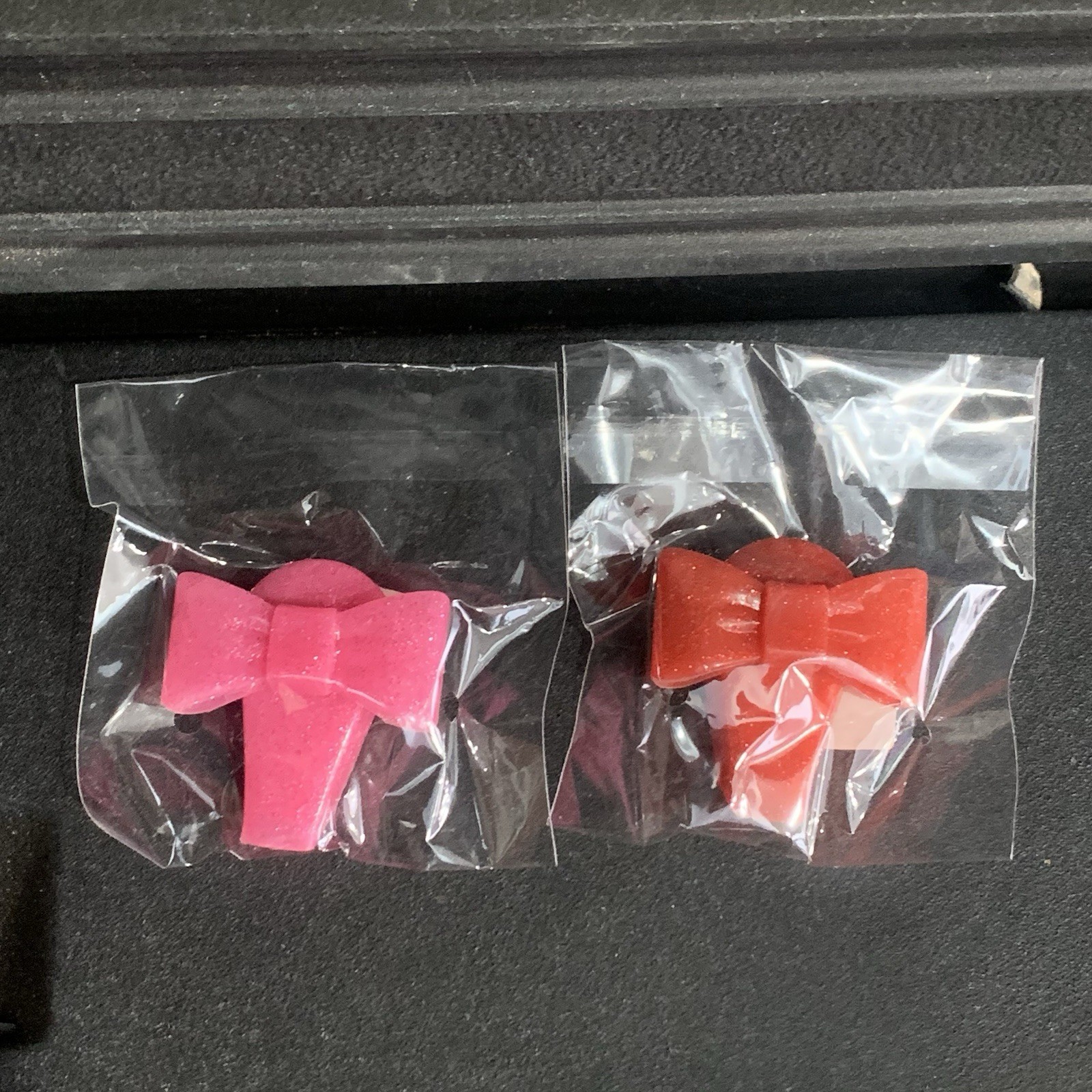 Bath & Body Works Decorative Soap Toppers Holiday Bows Red Pink NWT Set Of 2
