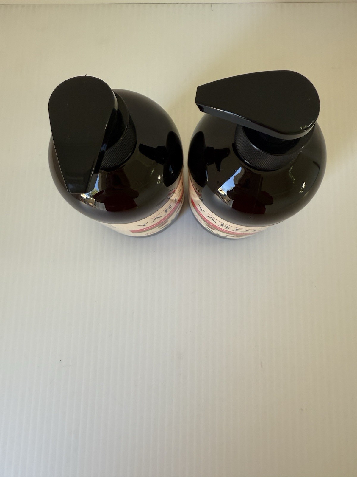 Lot of 2 Yardley Berry Blossom Moisturizing Liquid Hand Soap 14 Fl Oz Each
