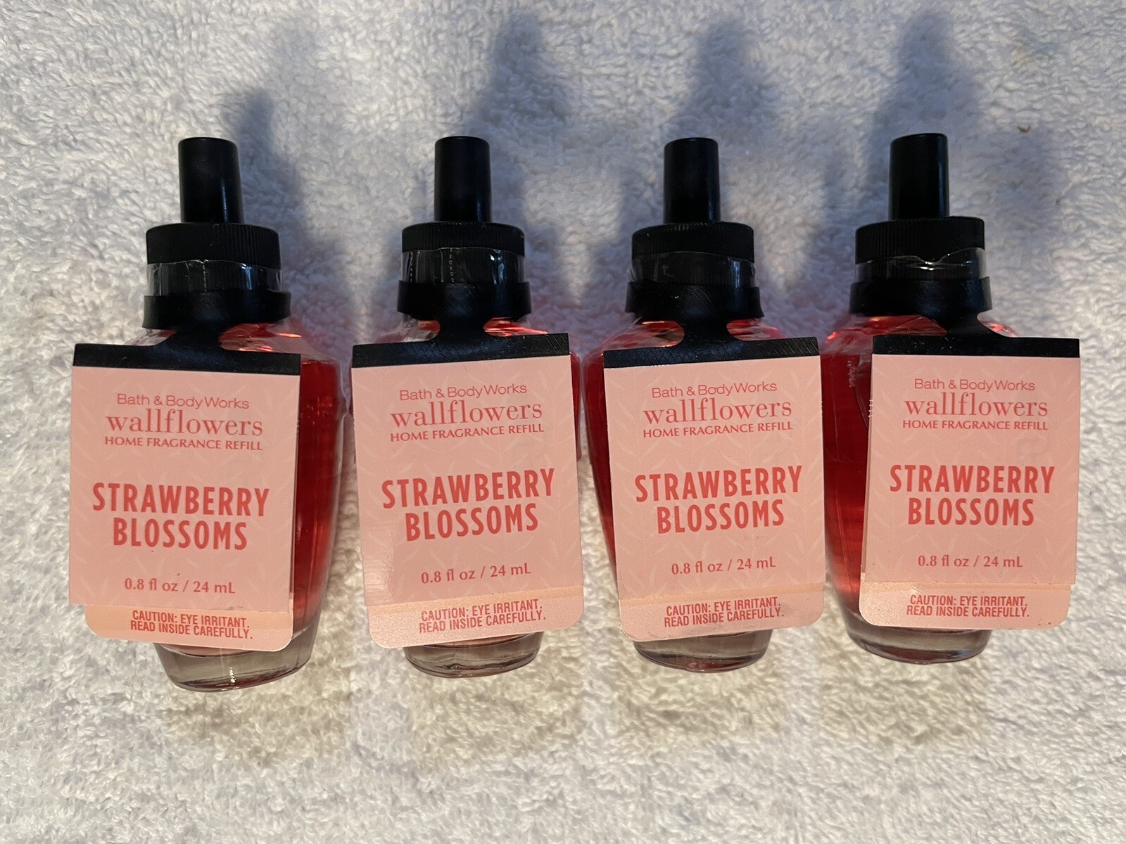 Bath & Body Works Wallflowers NEW Refill Plug-Ins Lot of 4 STRAWBERRY BLOSSOMS