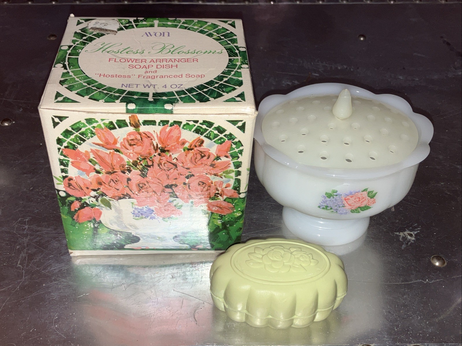 Vintage Avon Hostess blossoms flower arranger milk glass dish w Soap