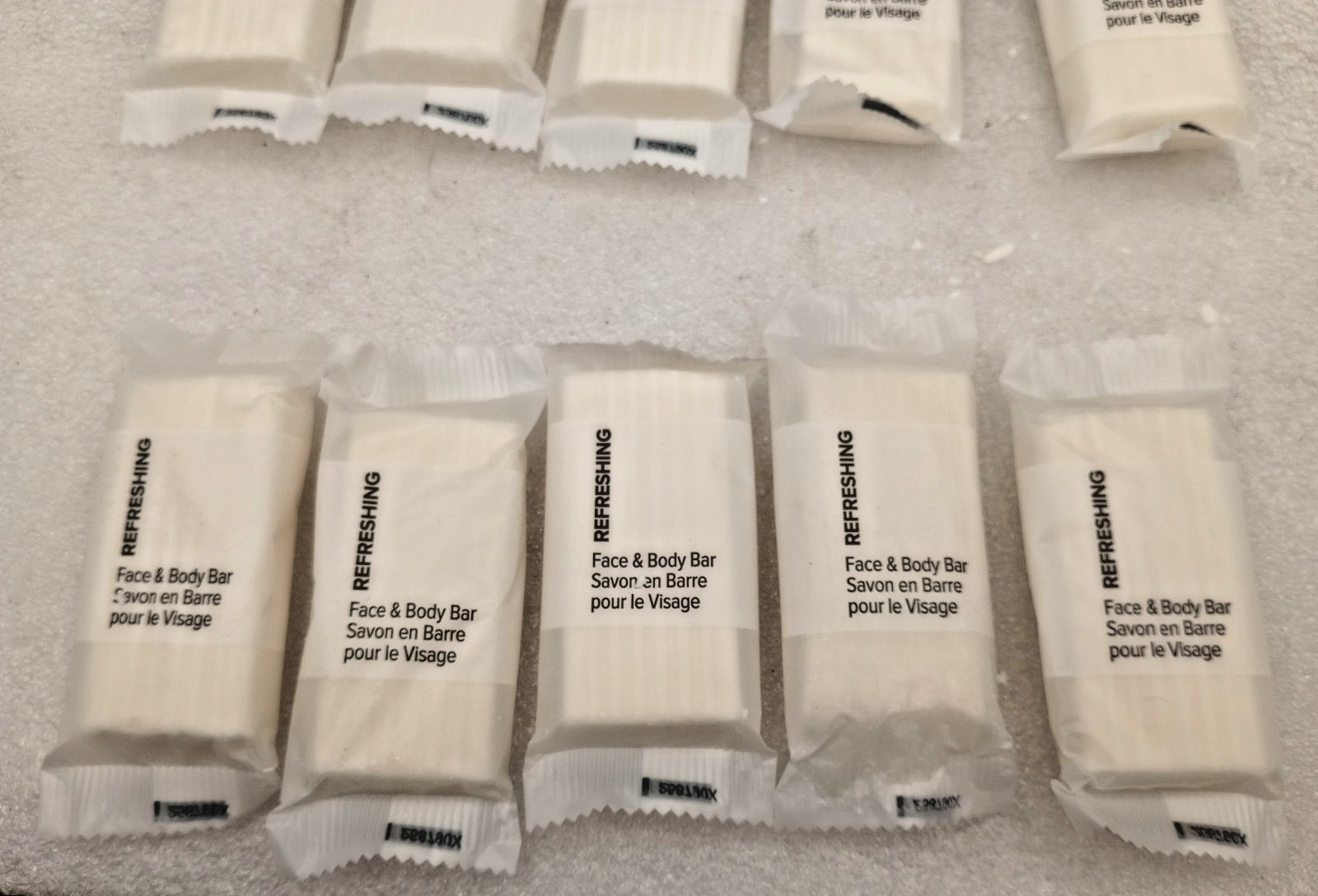 (Lot of 15) Refreshing Face & Body Soap – CITRUS SCENT – 0.6 Oz Each Bar
