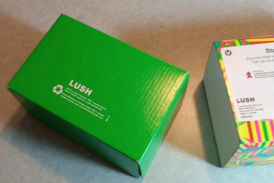 LUSH Cosmetics Star Bright EMPTY Box Laughing Santa Jelly Christmas Lights Soap