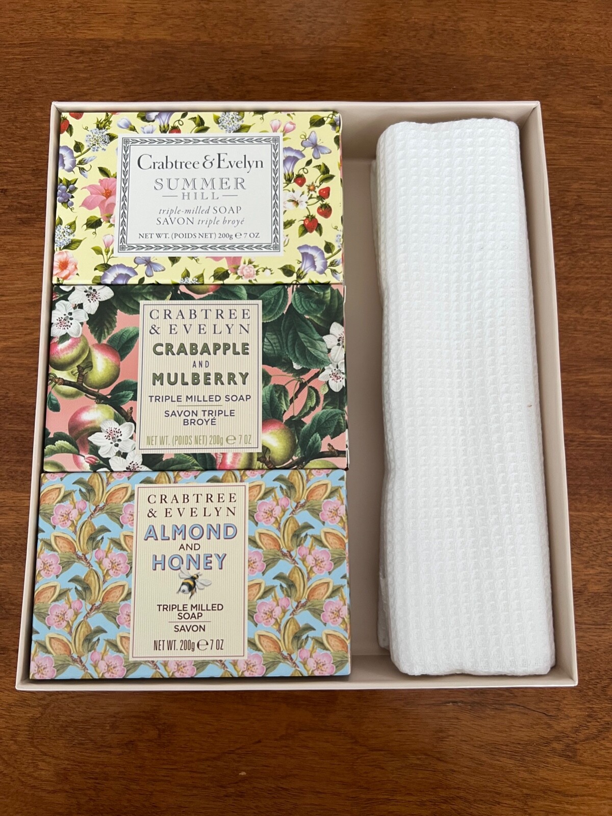 Crabtree & Evelyn Heritage Soaps and Hand Towel Essentials 3 Soaps x 7oz each