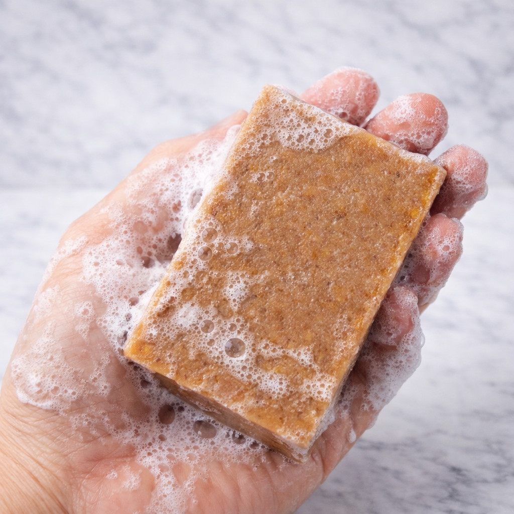 EST E OVEST Natural Turmeric & Licorice Soap – 5 oz Brightening • Clarifying •