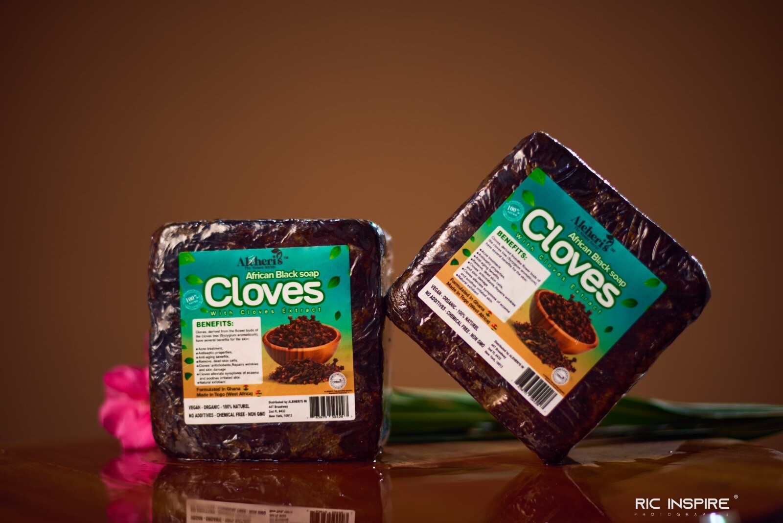 Aleheri’s African Black Soap With Cloves