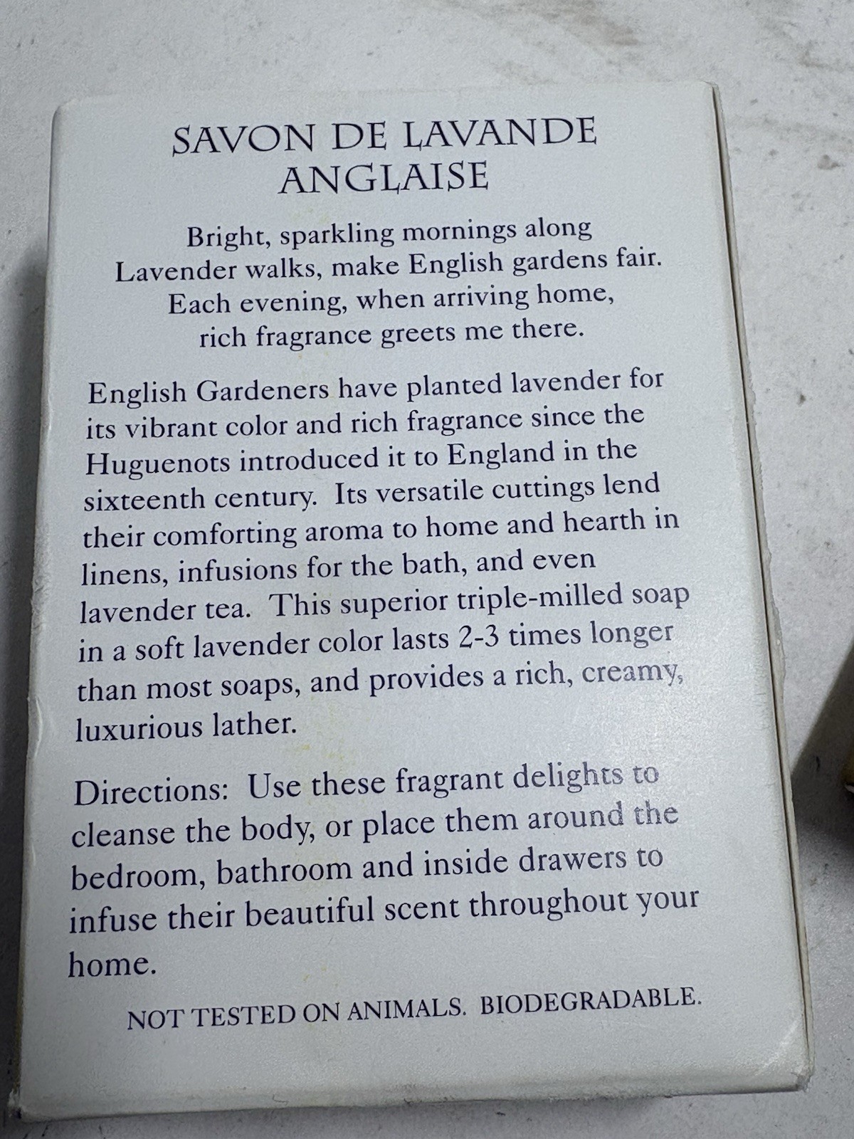 Caswell-Massey English Lavender Soap Trio (3.25 oz) = Lavender Vanilla Bath Soak