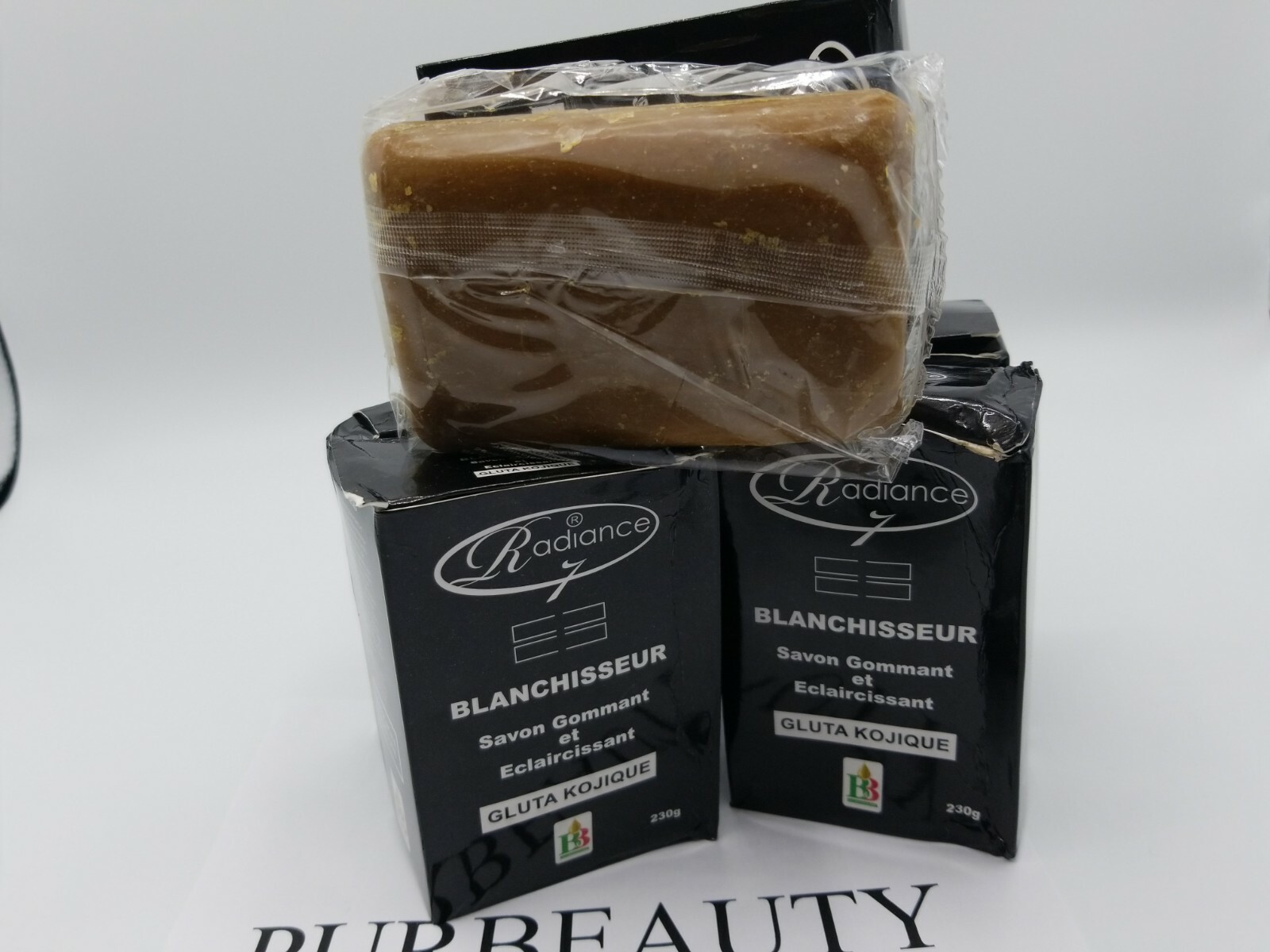 RADIANCE 7 BLANCHISSEUR EXFOLIATING AND LIGHTENING SOAP GLUTA KOJIC 230 G