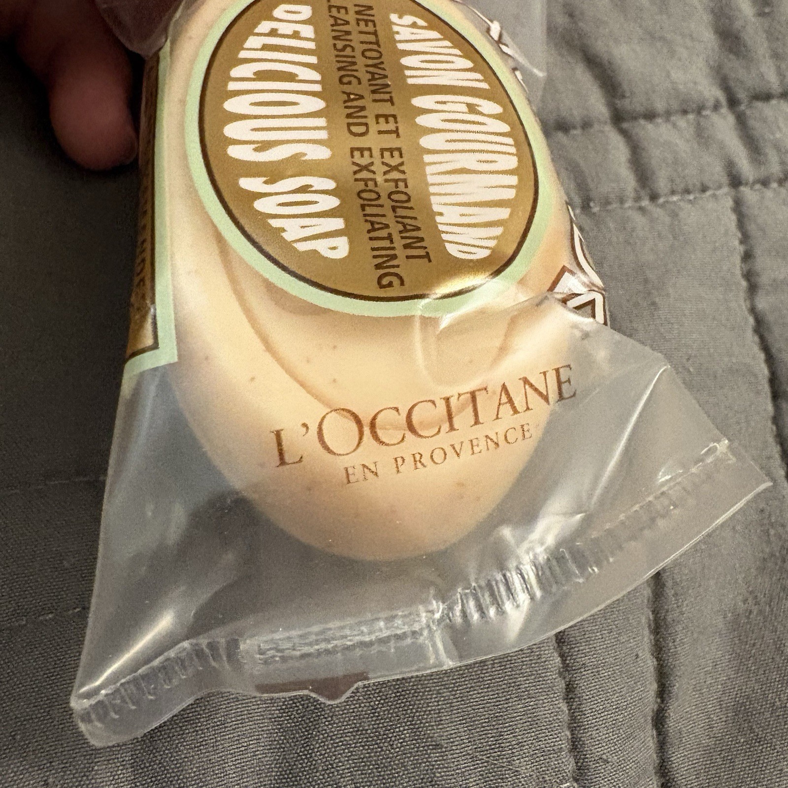 New X2 Sealed L’Occitane Almond Amande Cleansing & Exfoliating Soap 1.7 oz / 50g