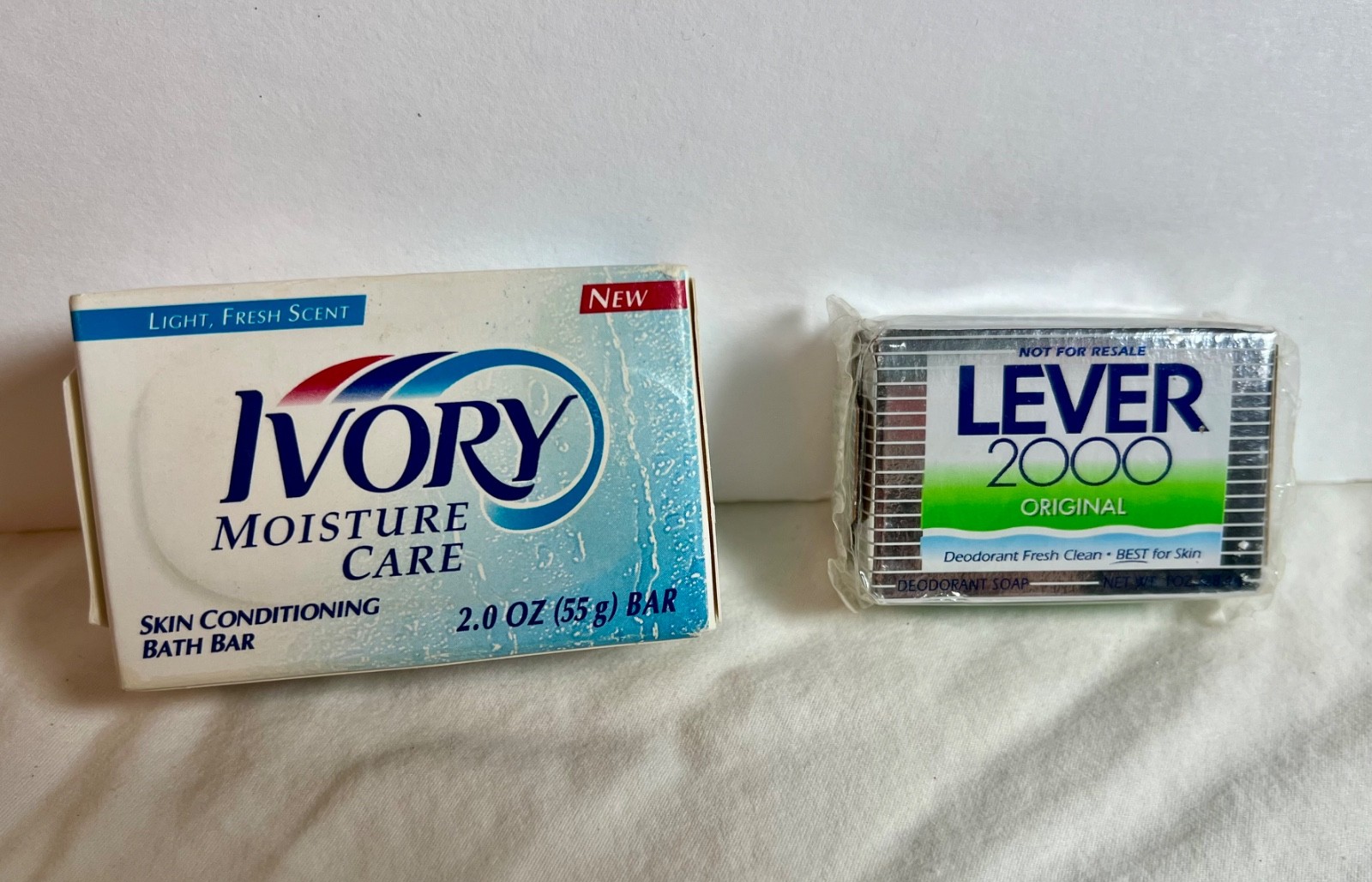 Vintage NOS Ivory Bar Soap 2oz & Lever 2000 Bar Soap 1oz Sample Sizes