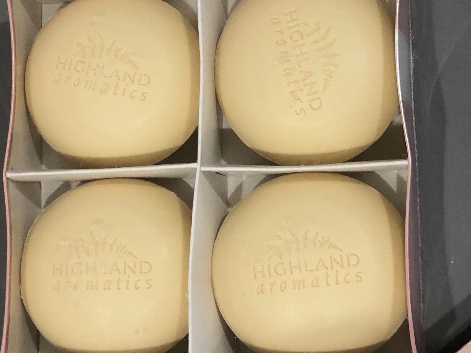 Highland Aromatics White Tea Oriental Pearl Soaps – 4x 5.3oz Soaps – NIB