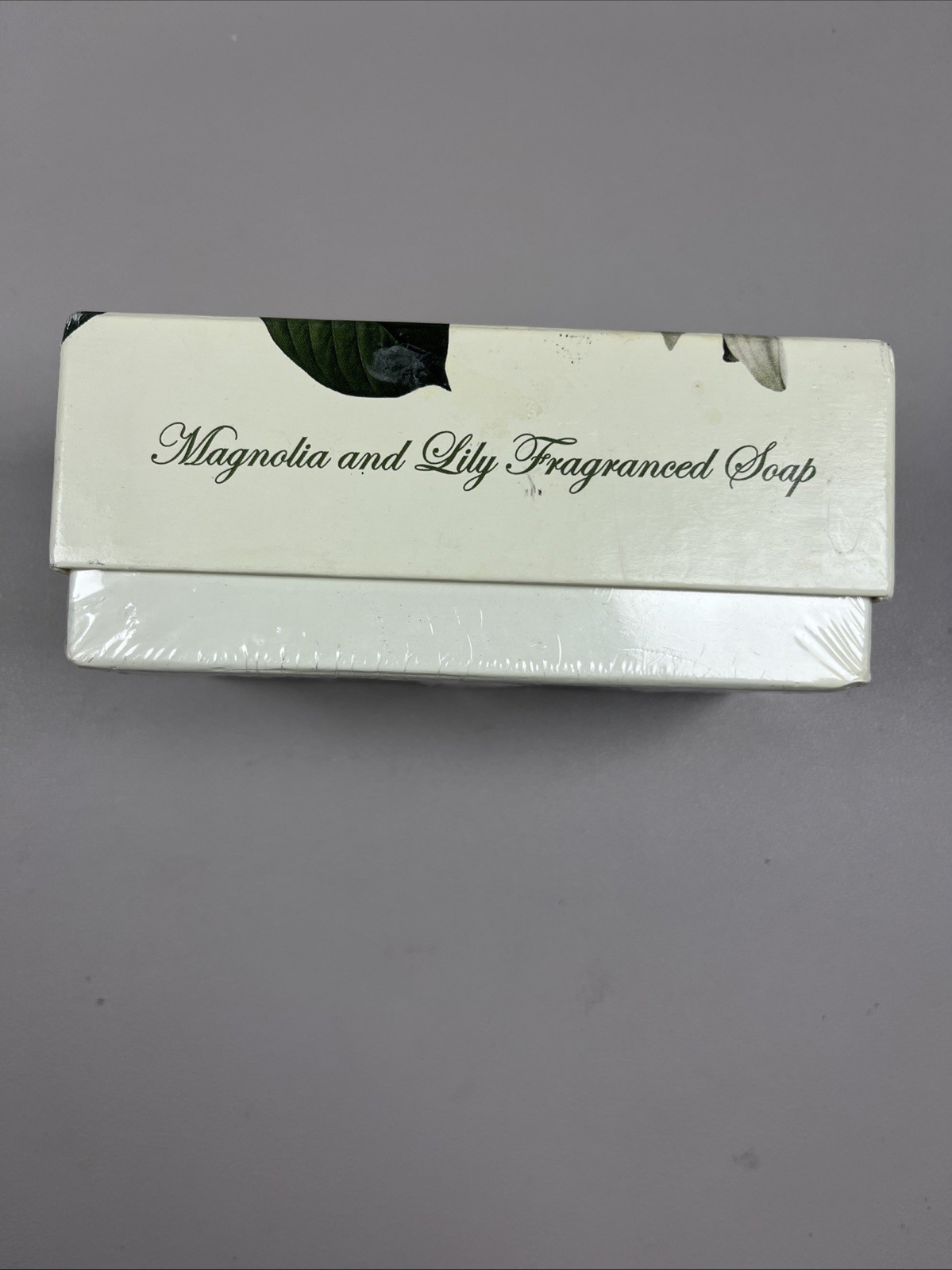 Saponificio Artiganale Magnolia and Lily Soap Handmade Bar 10.6 oz
