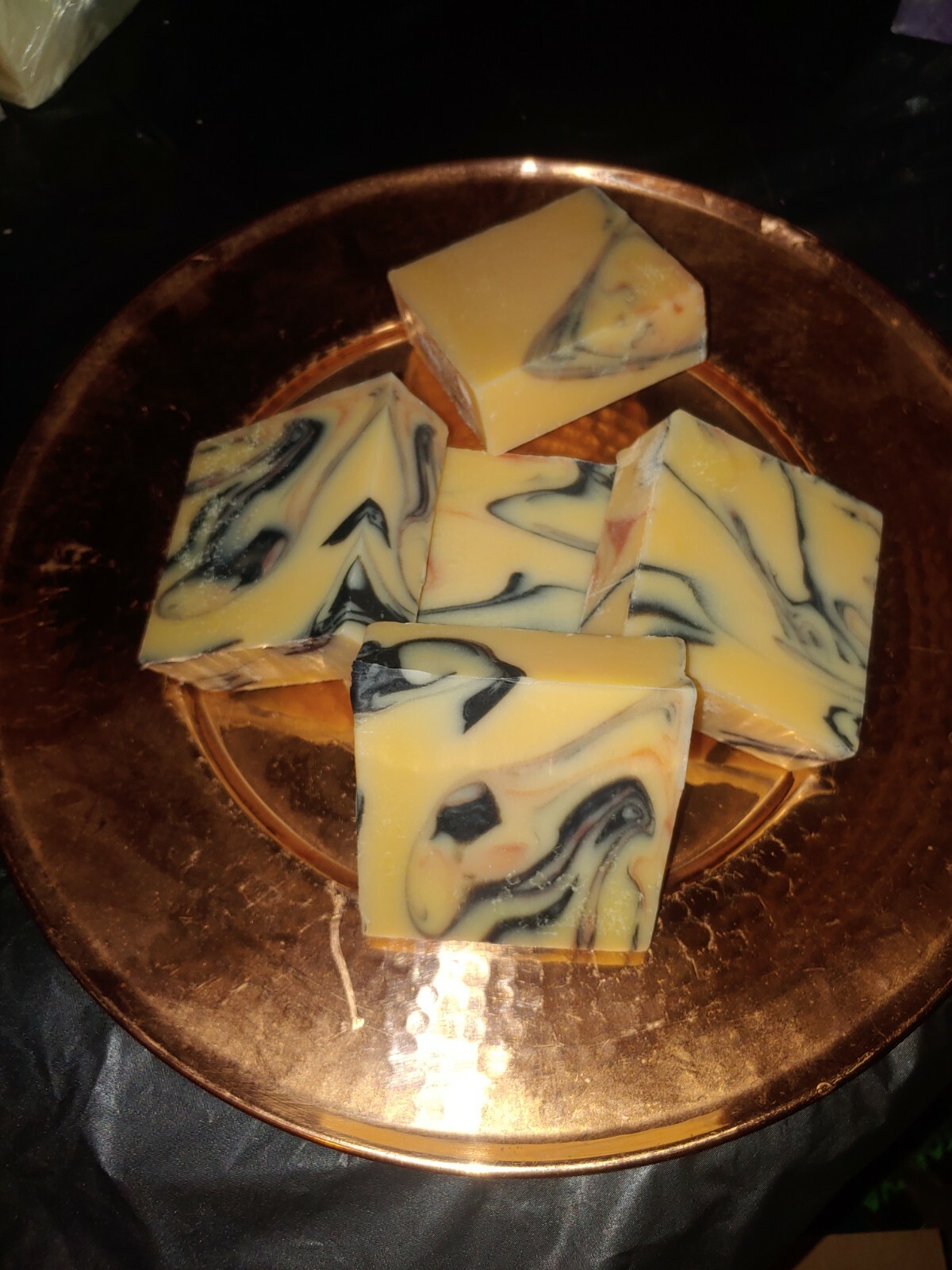 Handmade 5 pounds of soap bars. Discounted. JUPITER X Vibrant scent!