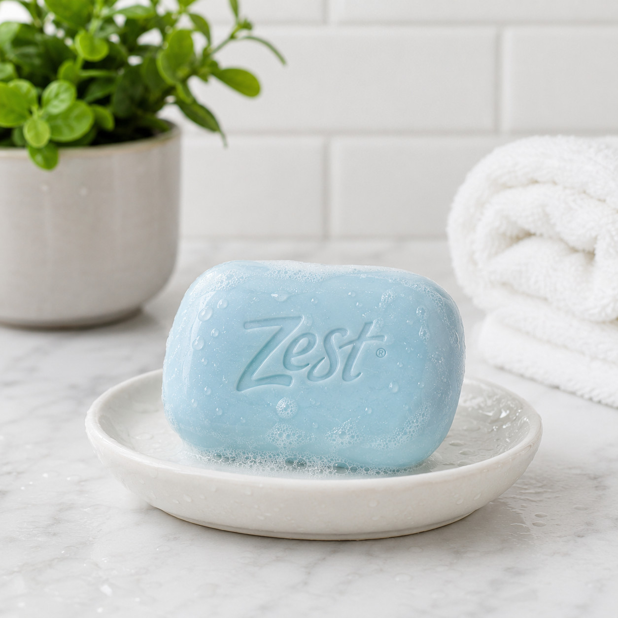 Zest Deodorant Bar Soap Aqua Hydrating Moisture Vitamin E 8 Bars (4 Pack) 4oz