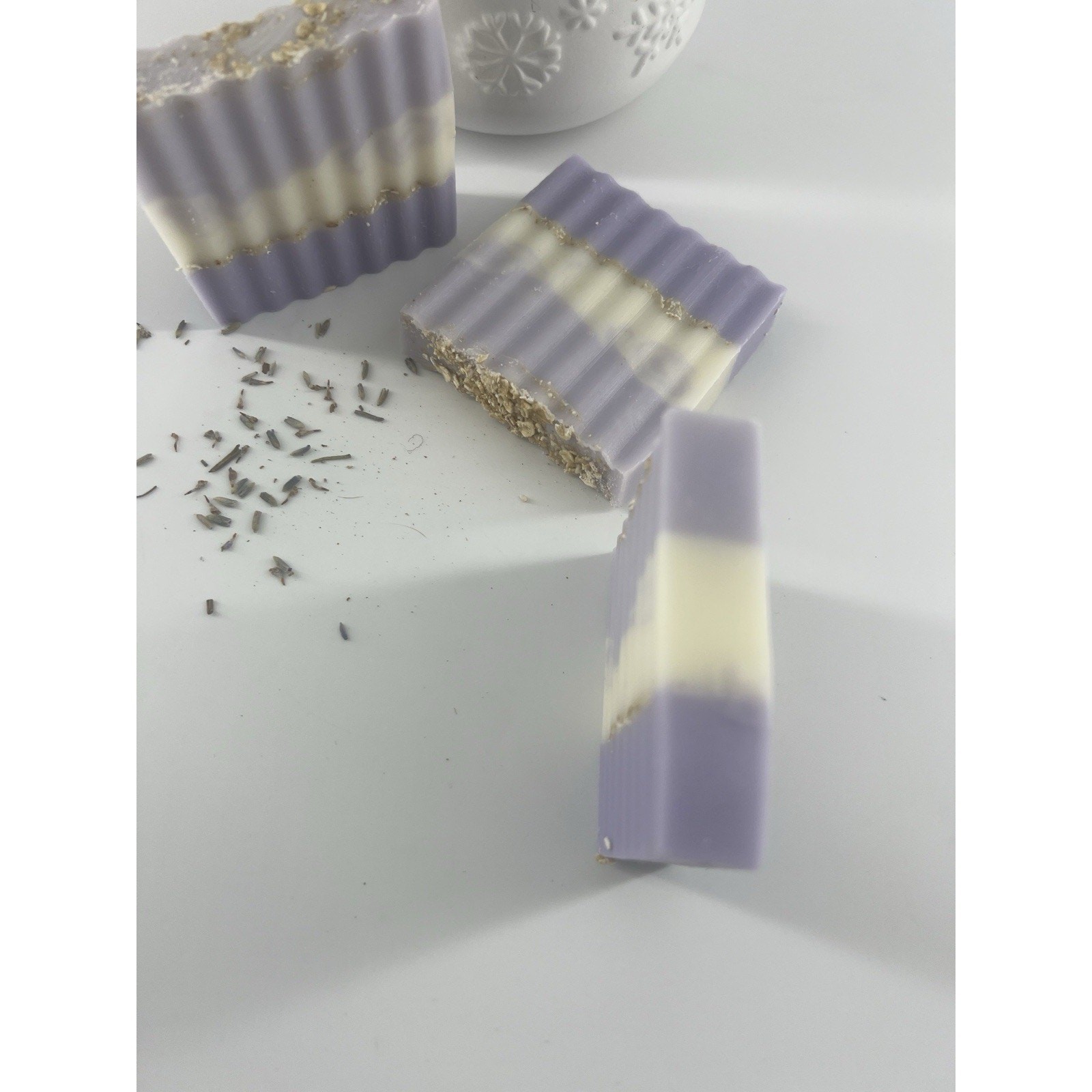 3x Goat Milk and Oatmeal Soap Bar Lavendar Vanilla Purple 3oz Face Body New