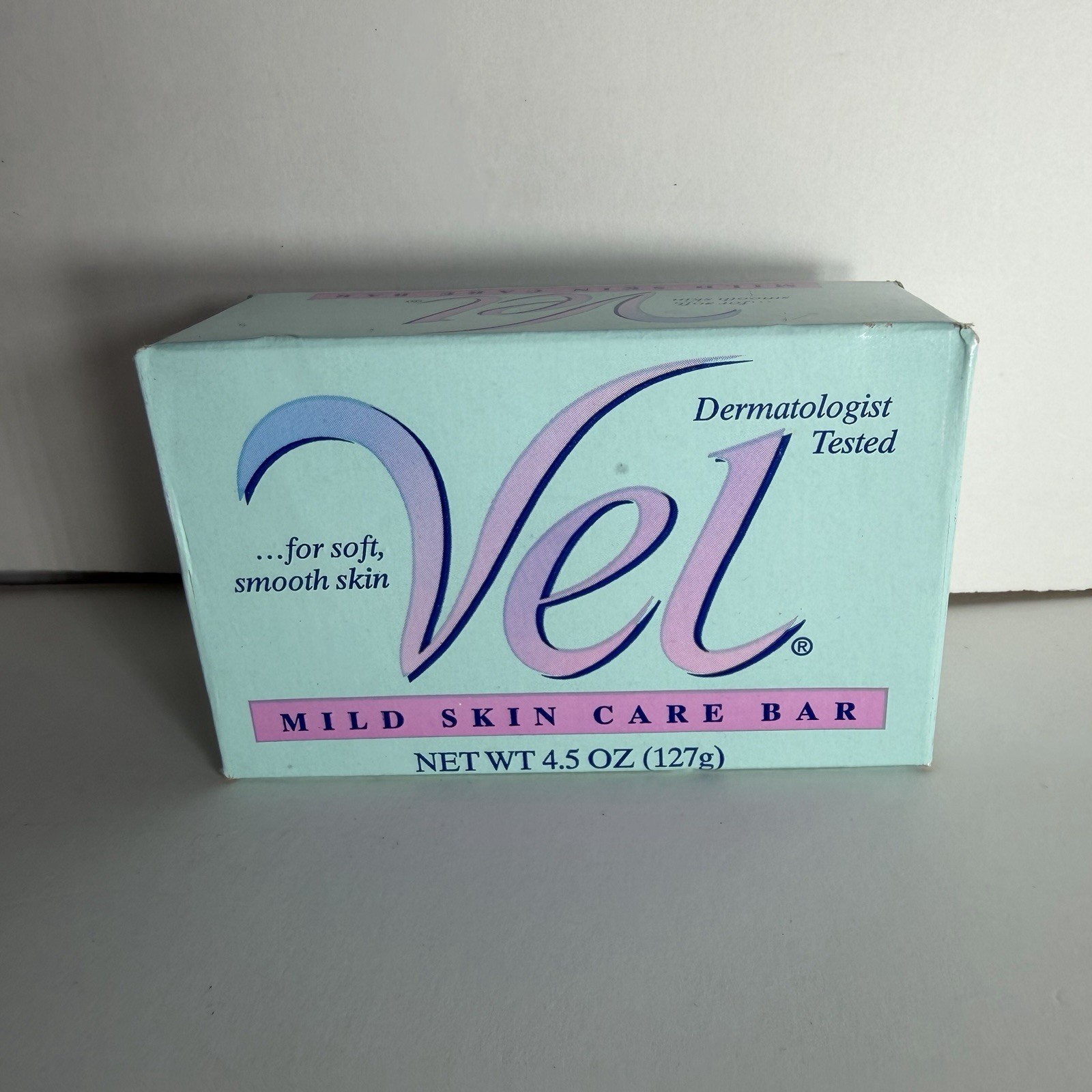 VEL Mild Skin Care Bar Soap In Box 4.5 oz Colgate Palmolive New