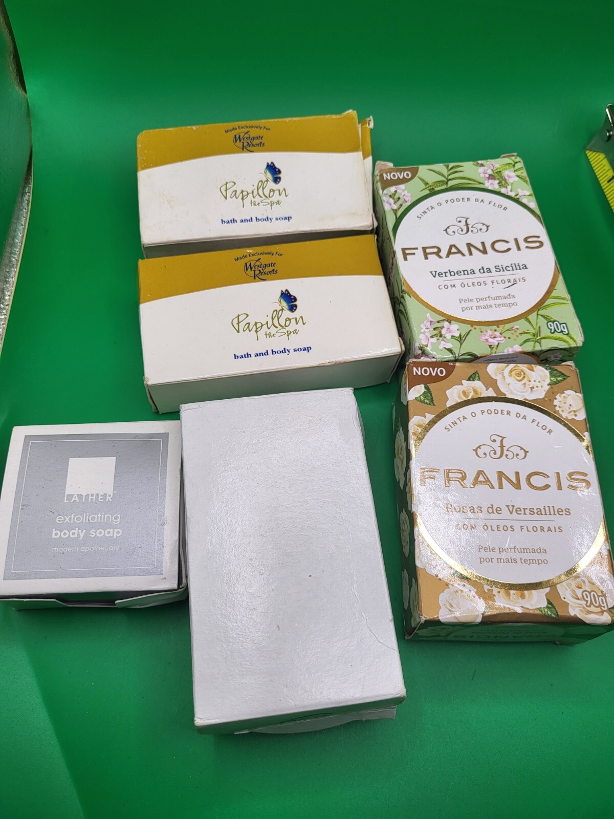 6 (SIX) Mixed Body And FACE SOAP 1 Dial 2 Papillon 2 Francis 1 Lather 1R