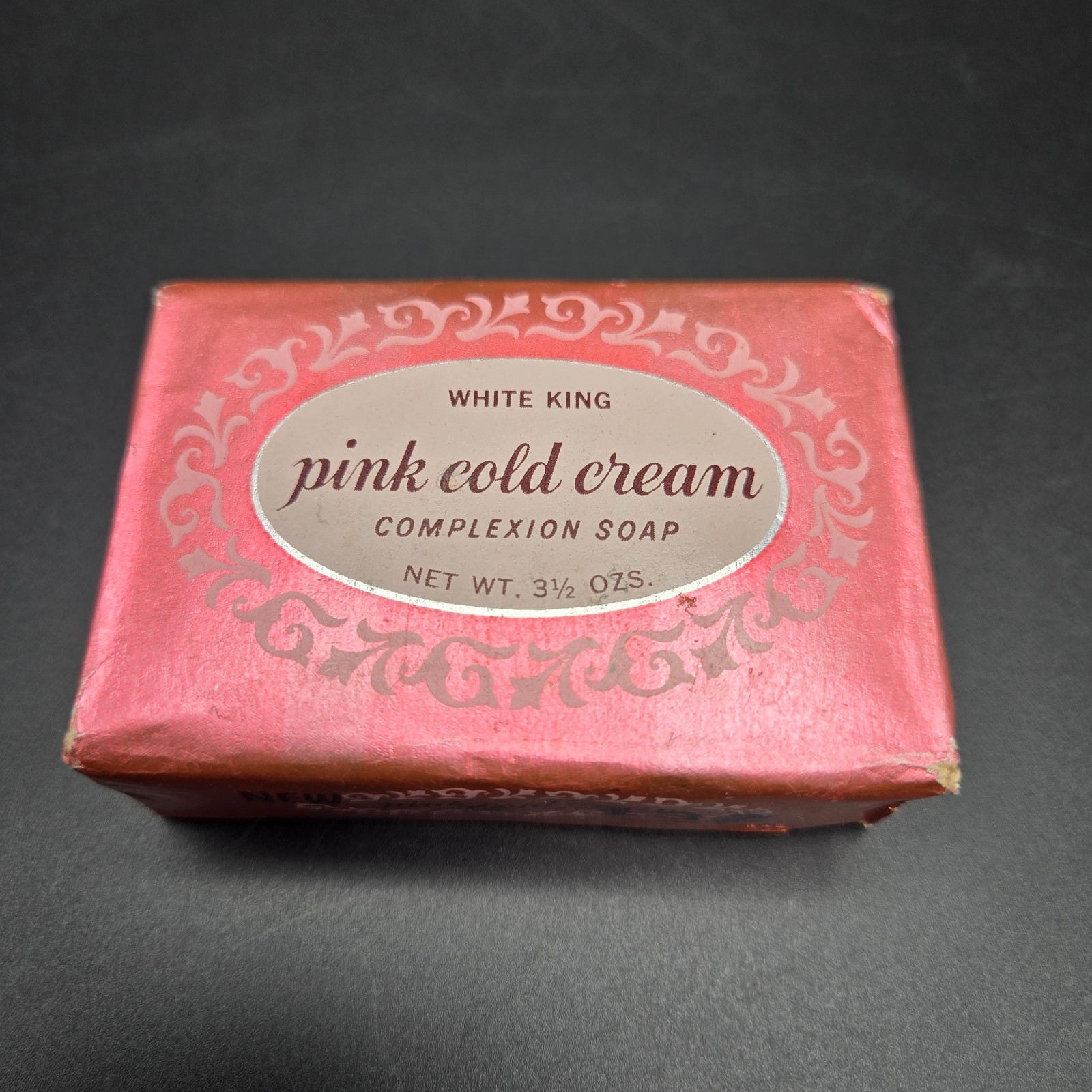 Vintage White King Pink Cold Cream Soap Complexion Bar Los Angeles Soap Co NOS