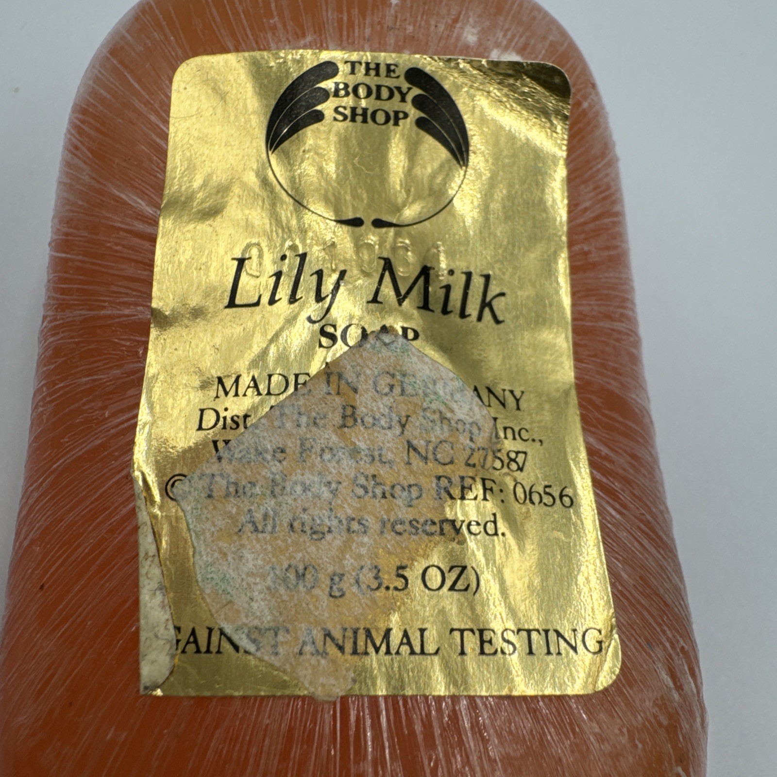NOS Vintage Lily Milk Bar Soap 3.5 Oz The Body Shop Discontinued Germany Sealed