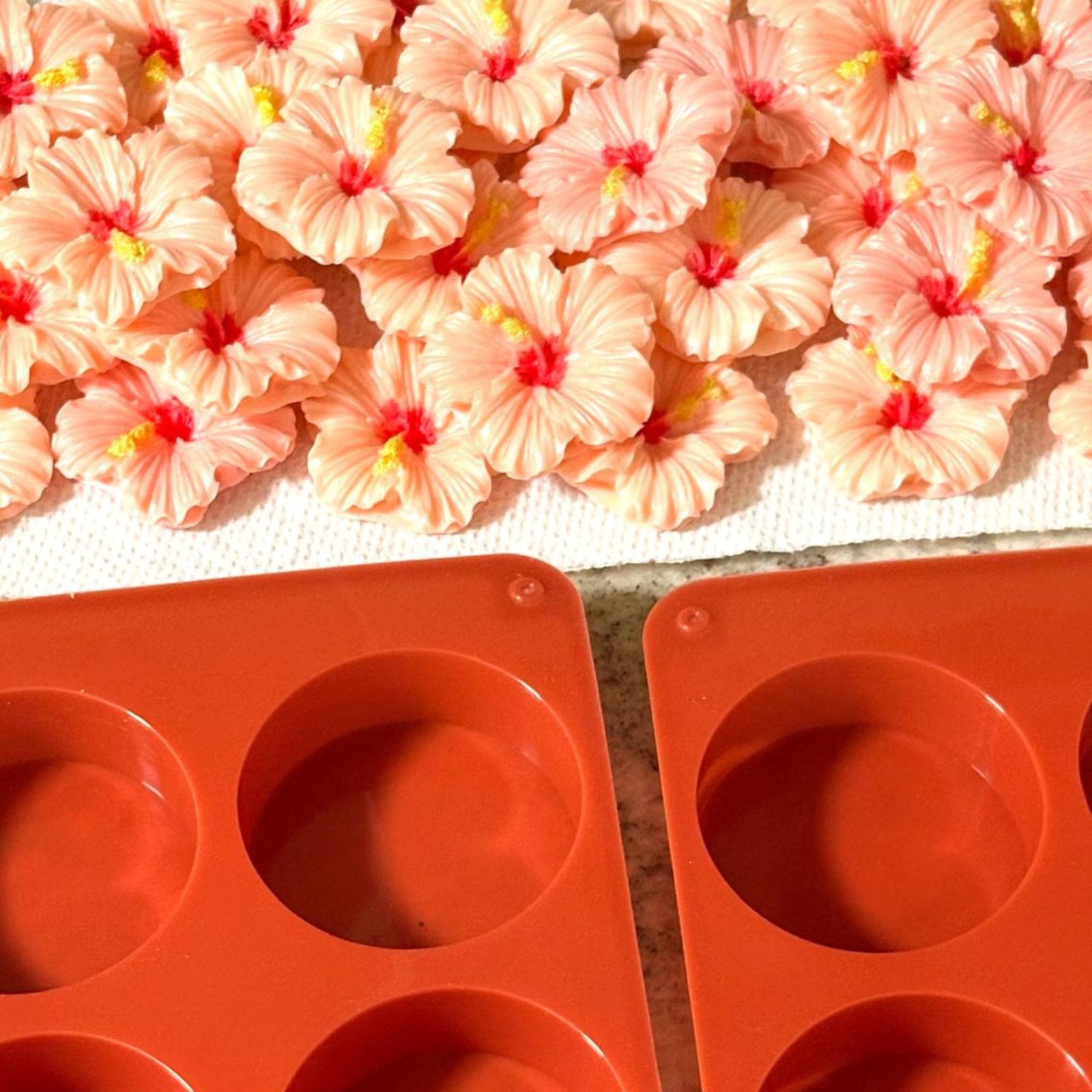 Handmade Floral Soap Bar 1.6 oz Natural oils scented handcrafted Soap Gift Set