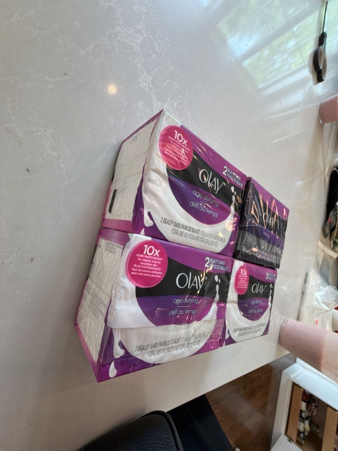 Lot of 4 Olay Age Defying Beauty Bar Soap Packs (8 Bars Total) white bars fast2s
