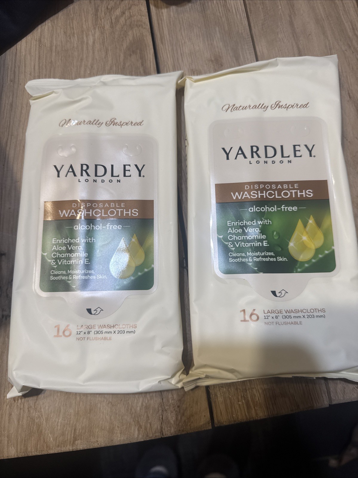 YARDLEY London 2 Packs 18 Large Disposable Body Wipes Washcloths 32 Wipes Total