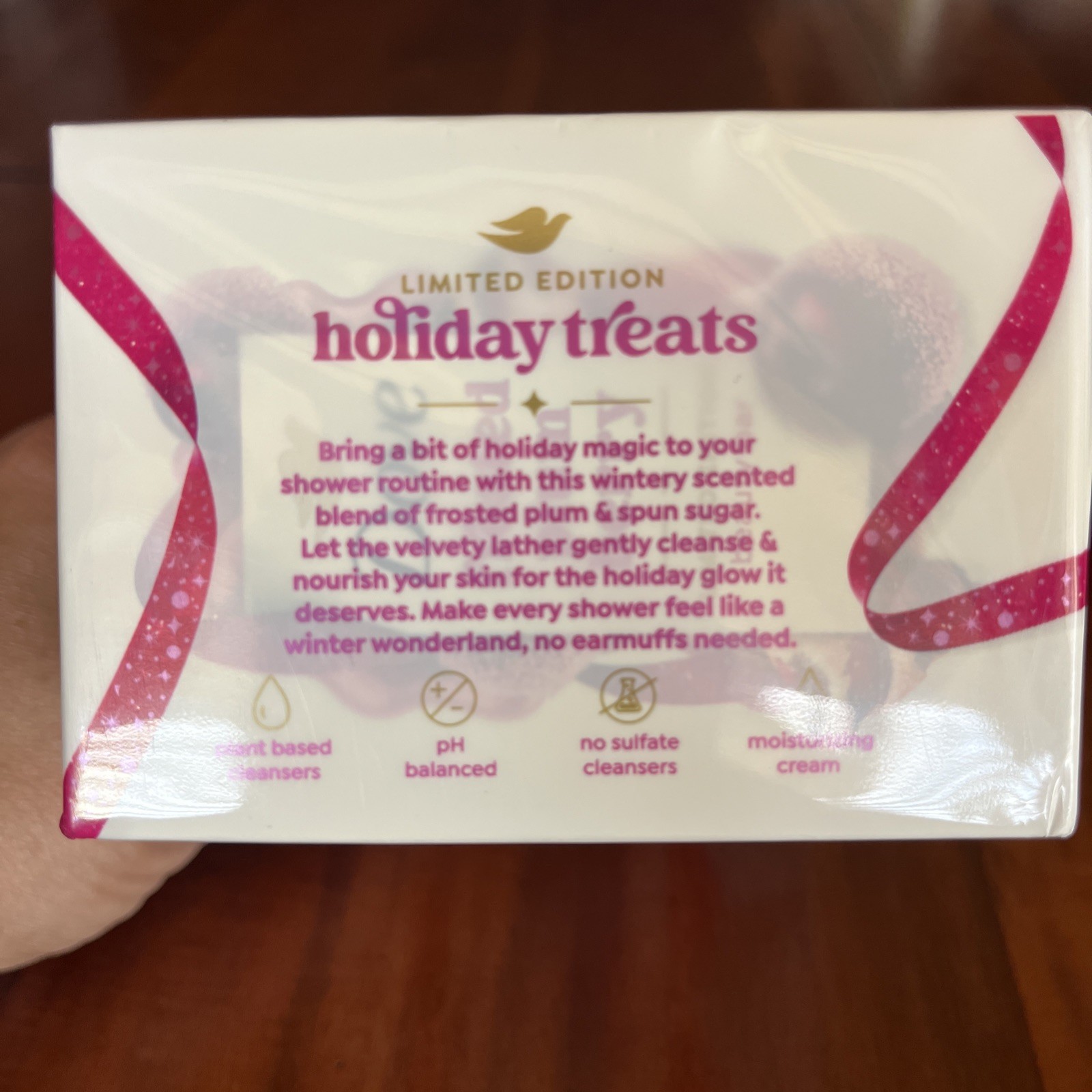 Dove Frosted Plum Berry Limited Edition Holiday Treats Bar Soap 3.75 oz/15 oz