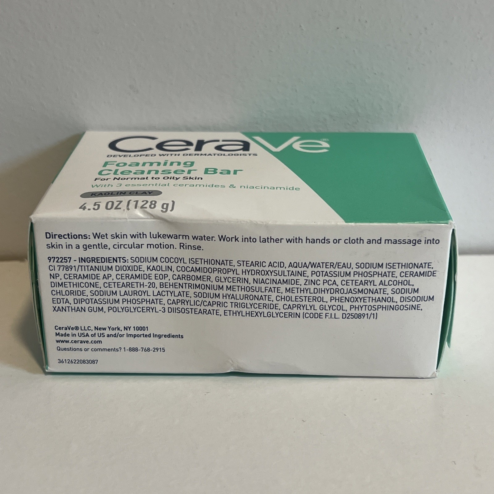 CeraVe Foaming Cleanser Bar for OilySkin, Body and Face Fragrance Free, 4.5 oz