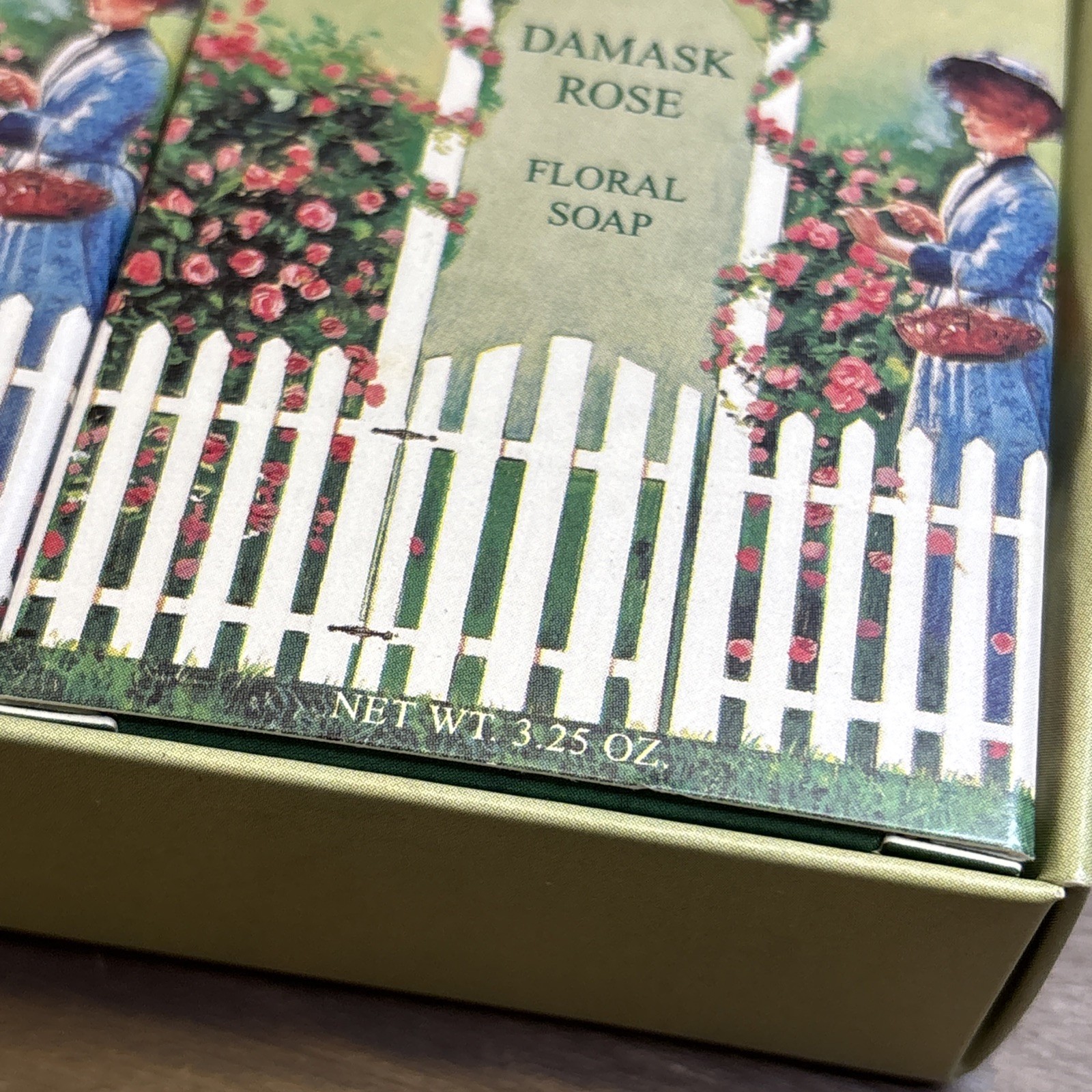 Caswell-Massey-NOS-Damask Rose bar soap-3 bars 3.25 oz ea -Made in USA