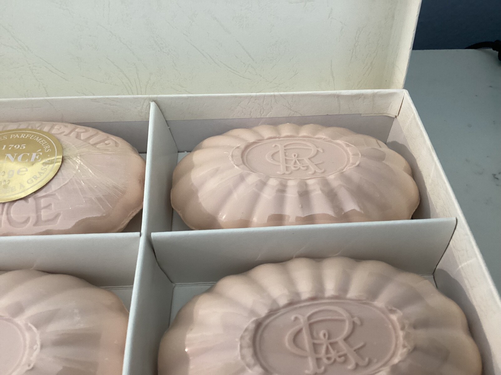 SEALED NEVER USED OR OPEN RANCE PARFUMEURS DEPUIS SET OF 6 SOAPS NR